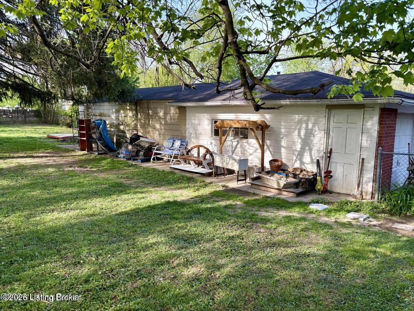 2320 Donna Rd Property Photo 18