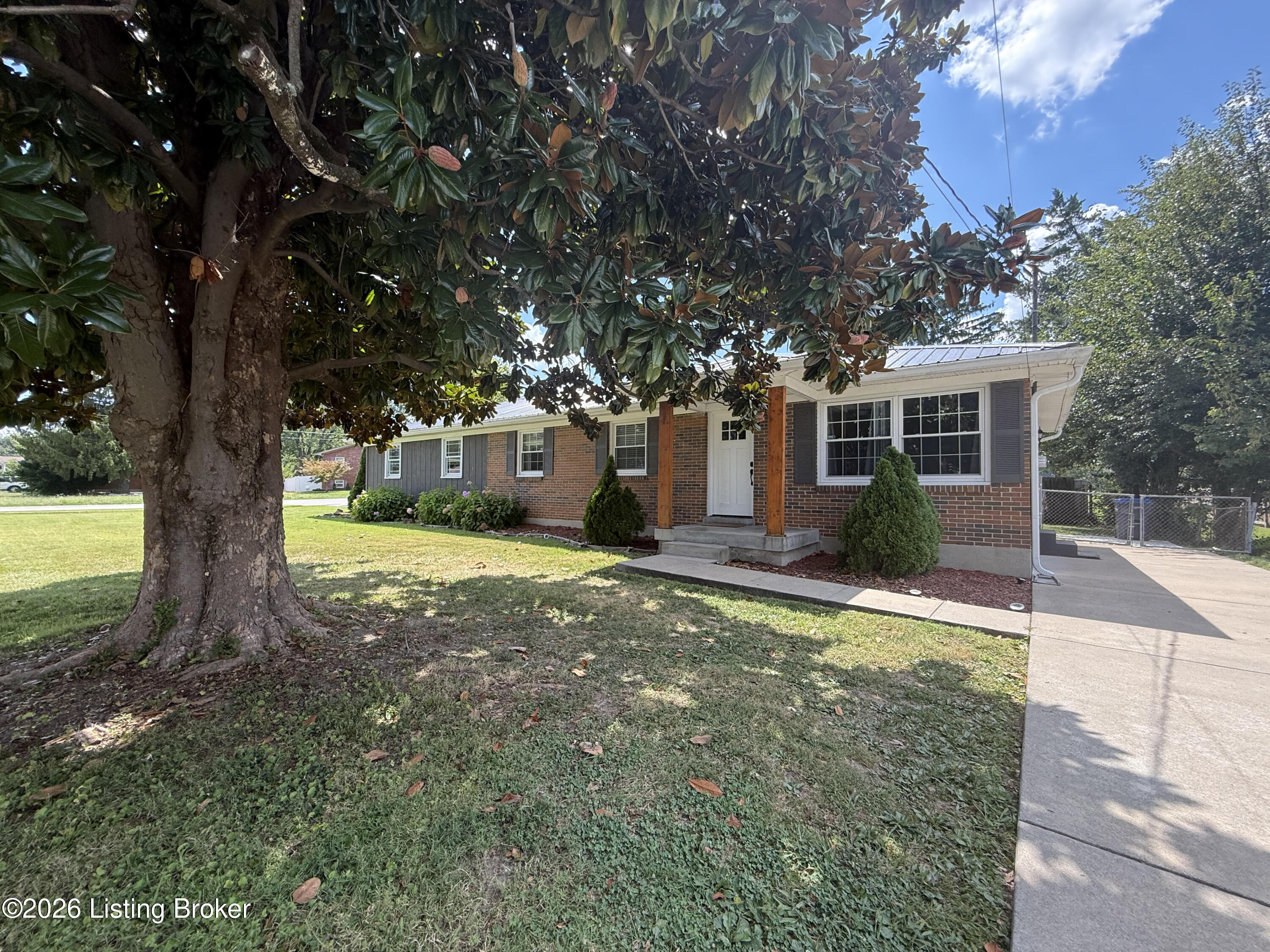 4904 Mile Of Sunshine Dr Property Photo 1
