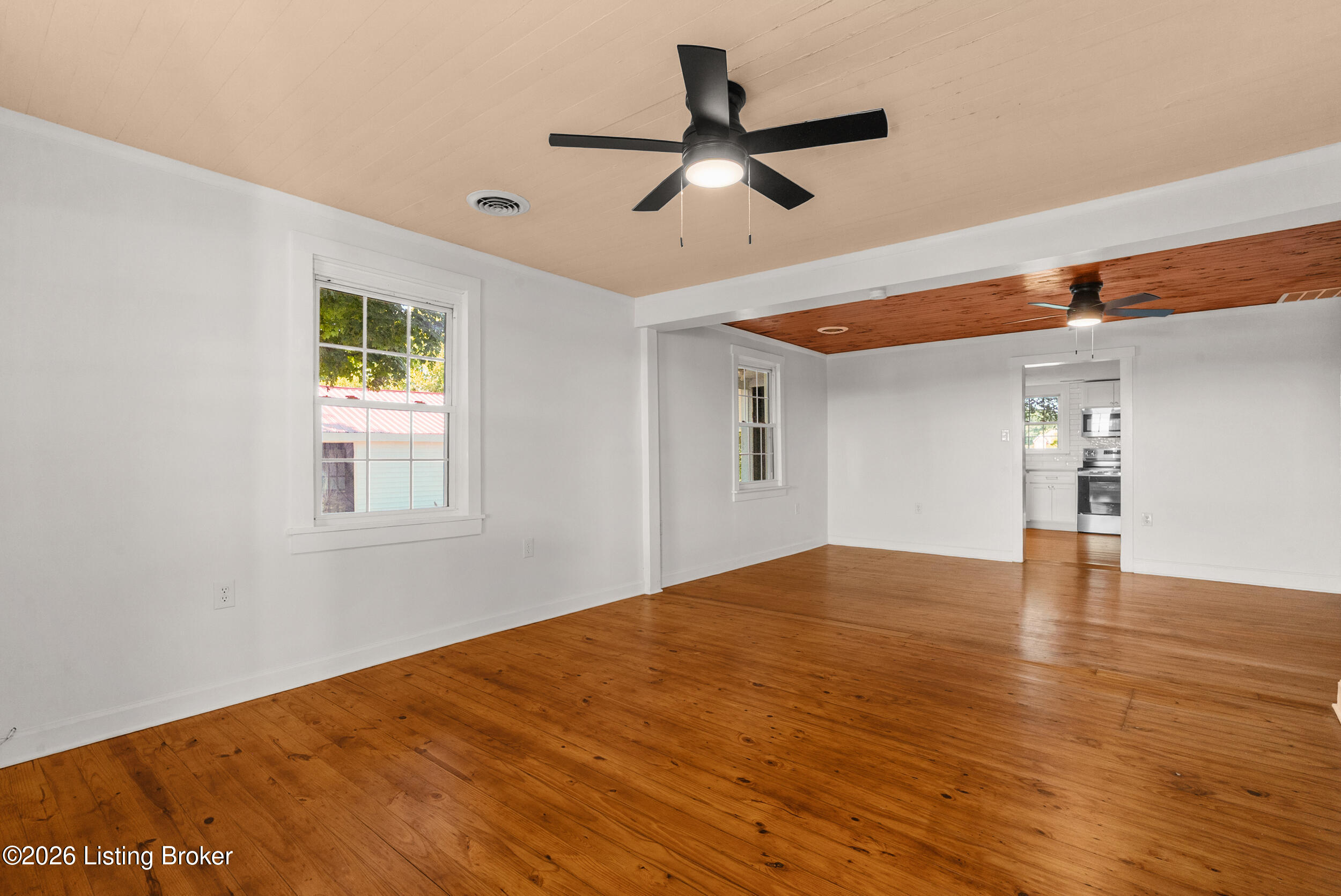 4760 Loretto Rd Property Photo 8