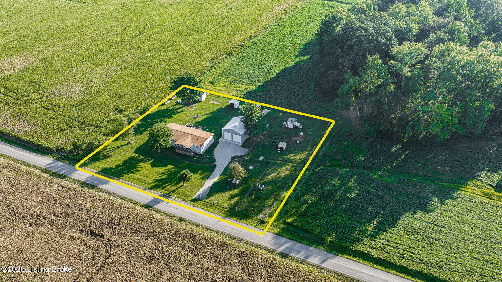 810 S Alexander Creek Rd Property Photo 2