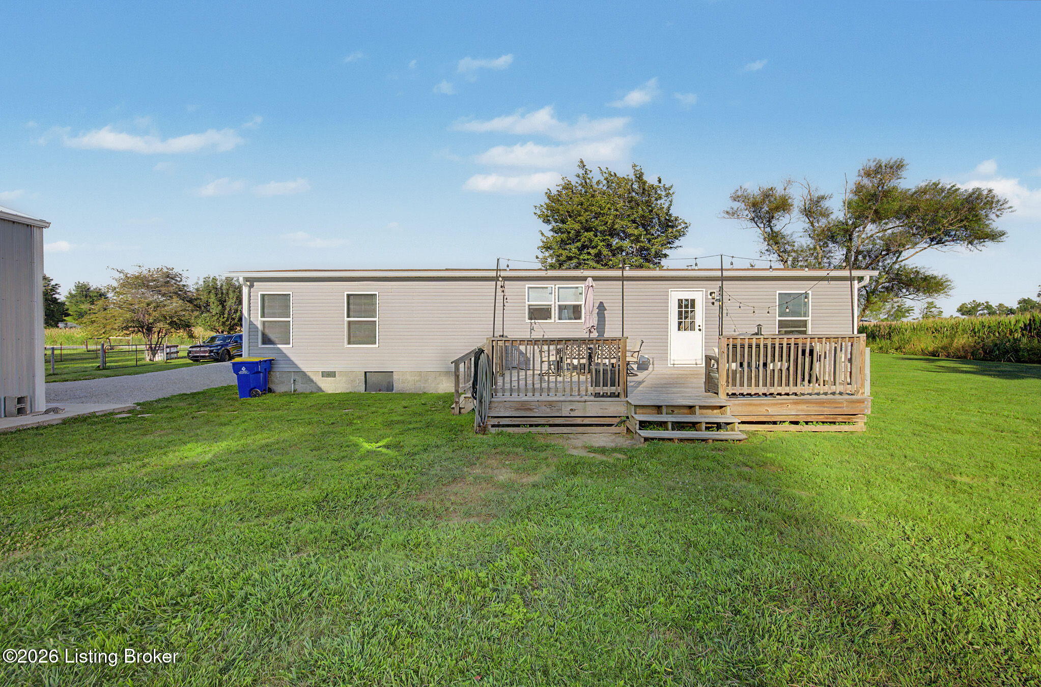 810 S Alexander Creek Rd Property Photo 17