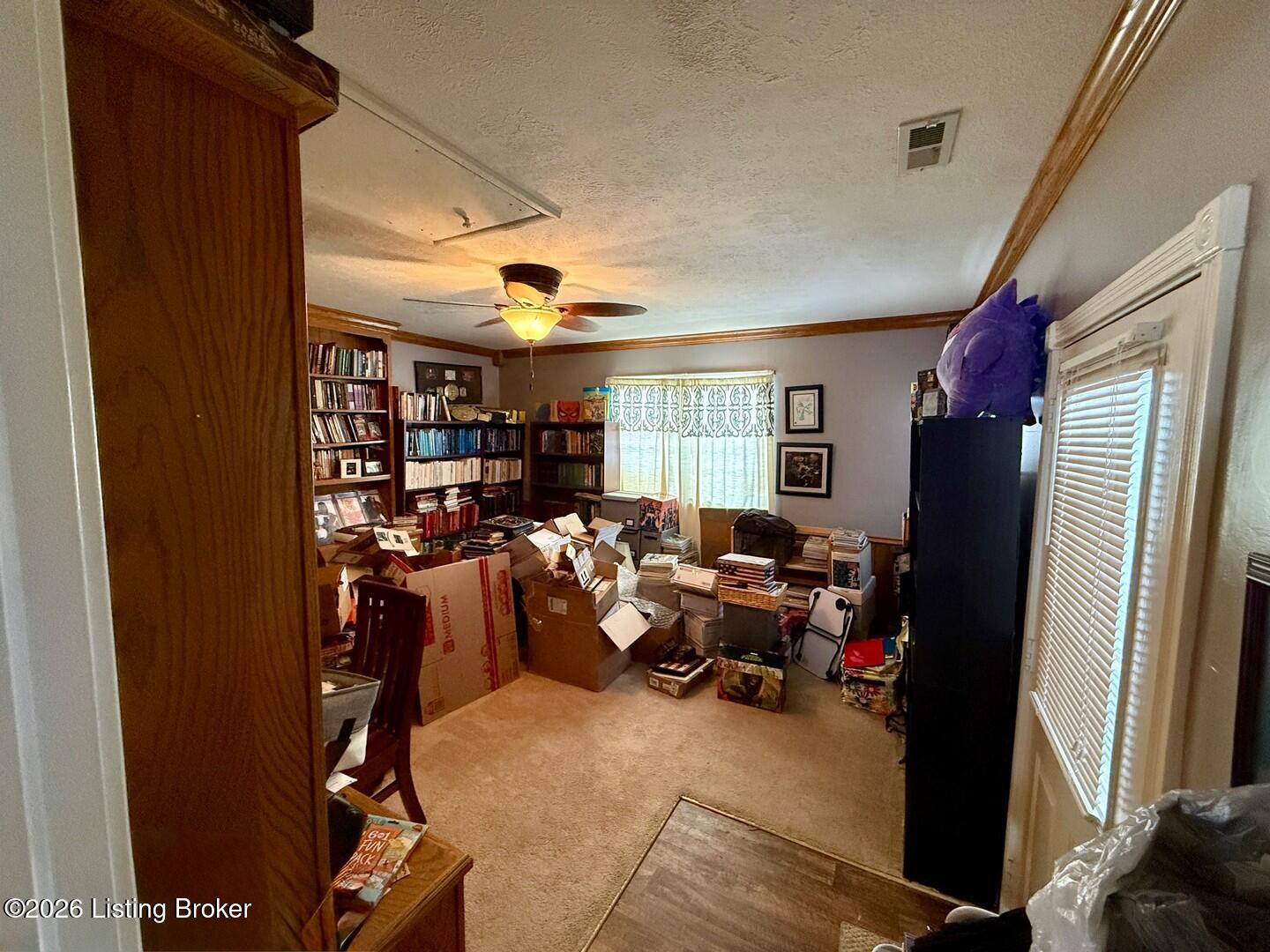 320 Sequoia Dr Property Photo 28
