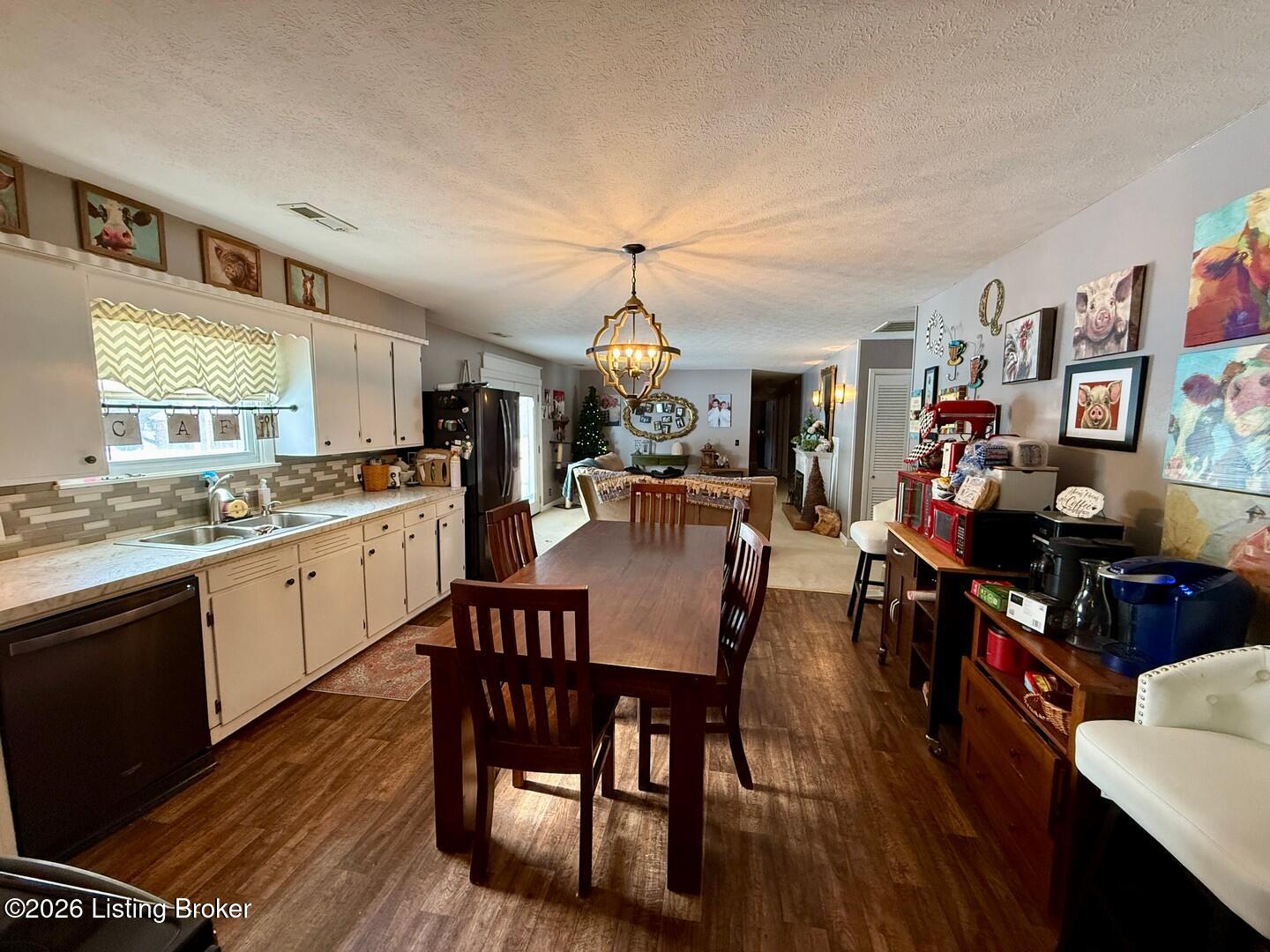 320 Sequoia Dr Property Photo 30