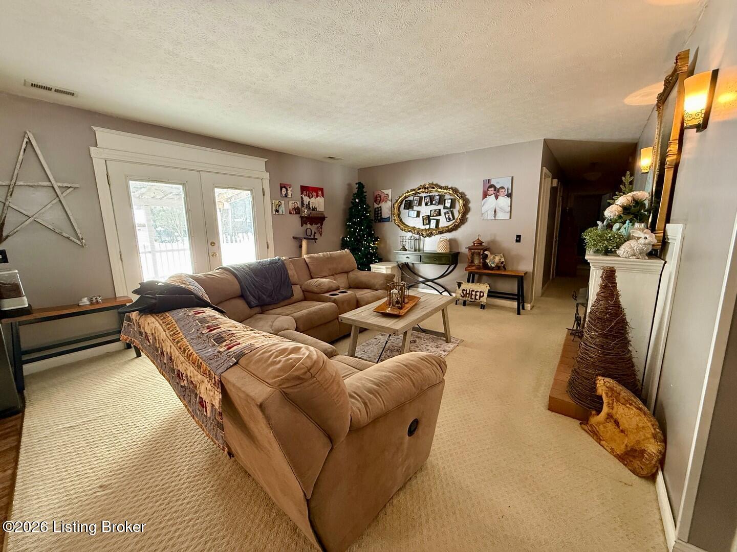 320 Sequoia Dr Property Photo 33