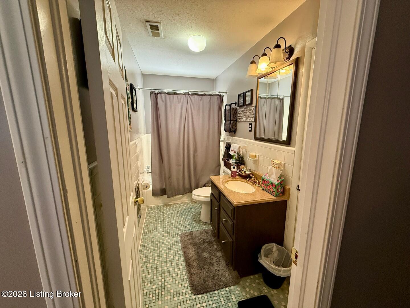 320 Sequoia Dr Property Photo 36