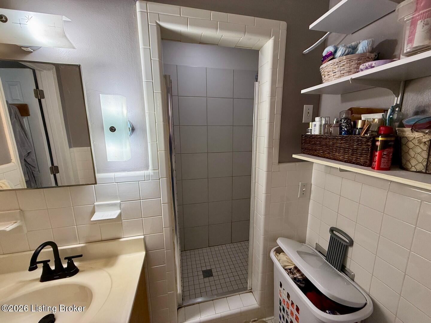 320 Sequoia Dr Property Photo 44