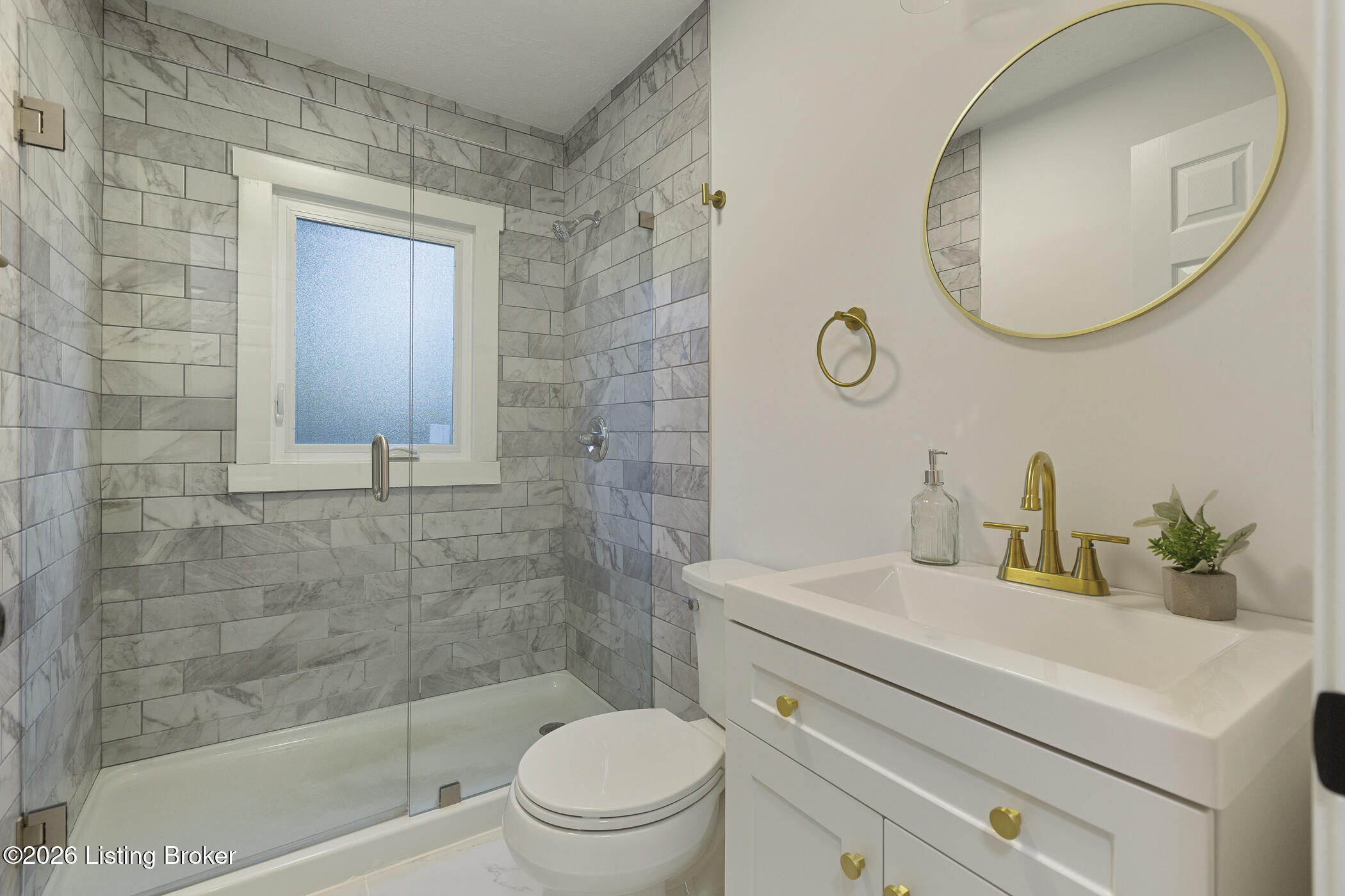 2310 Thomas Ave Property Photo 12