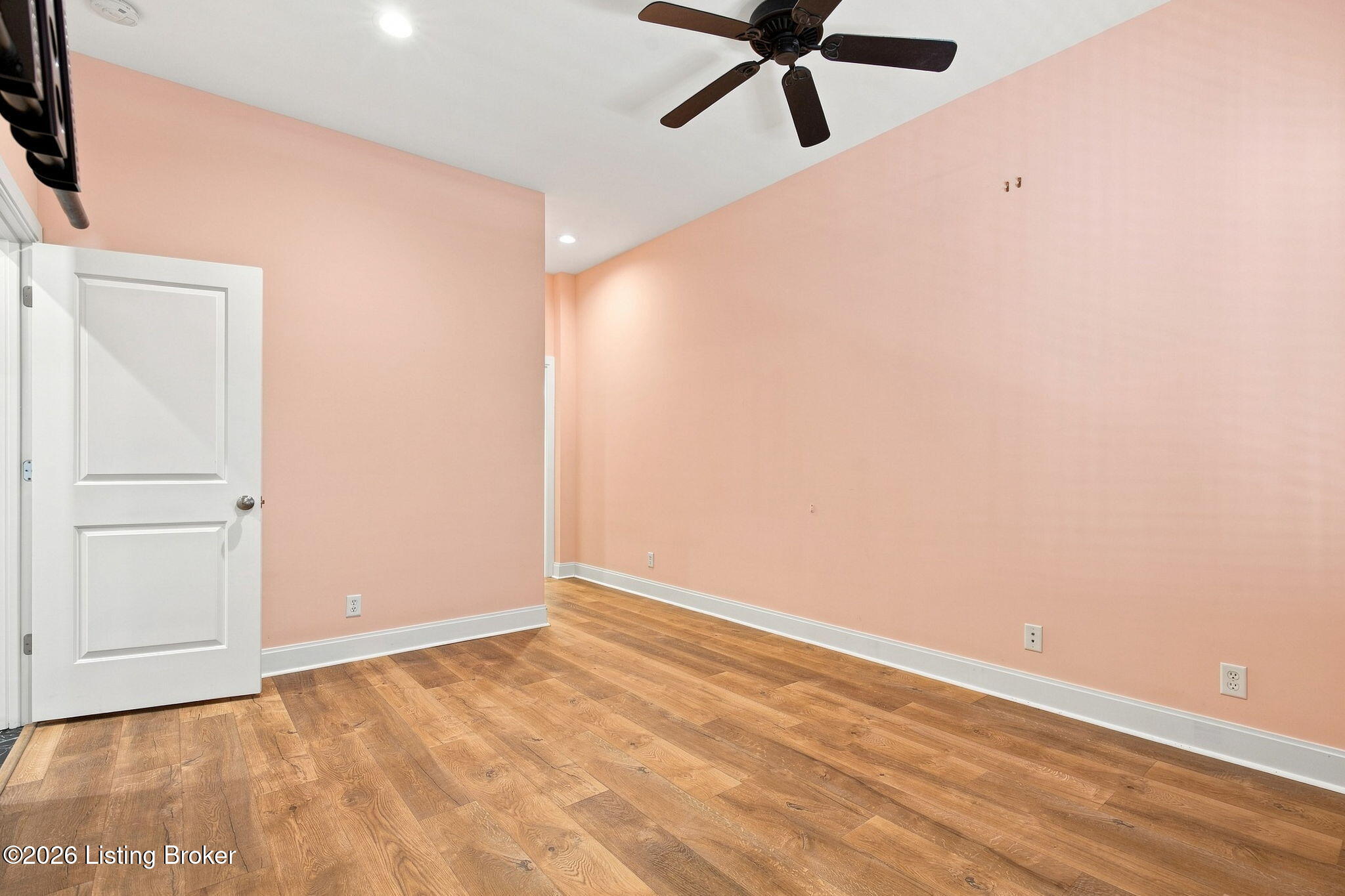 2011 Frankfort Ave 408 Property Photo 20