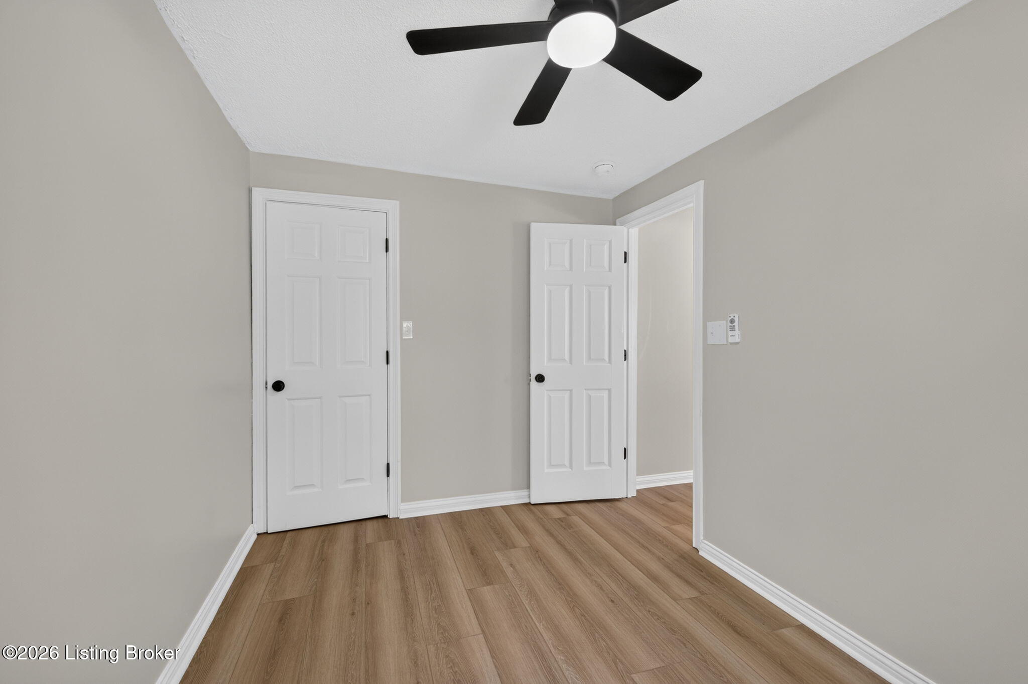 1268 Springdale Dr Property Photo 21