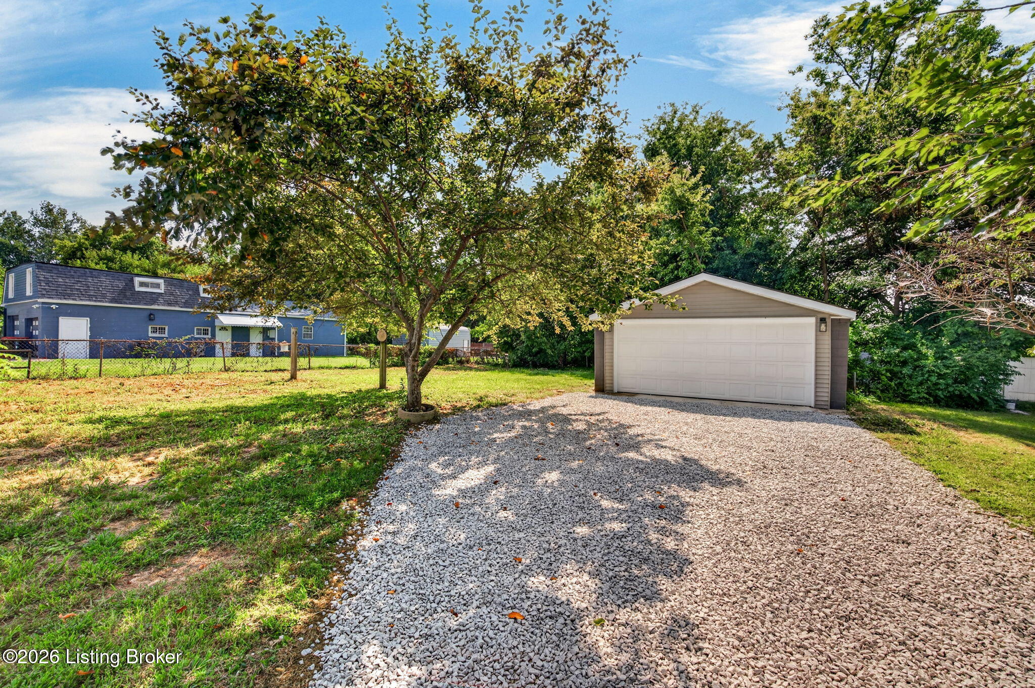 1268 Springdale Dr Property Photo 25