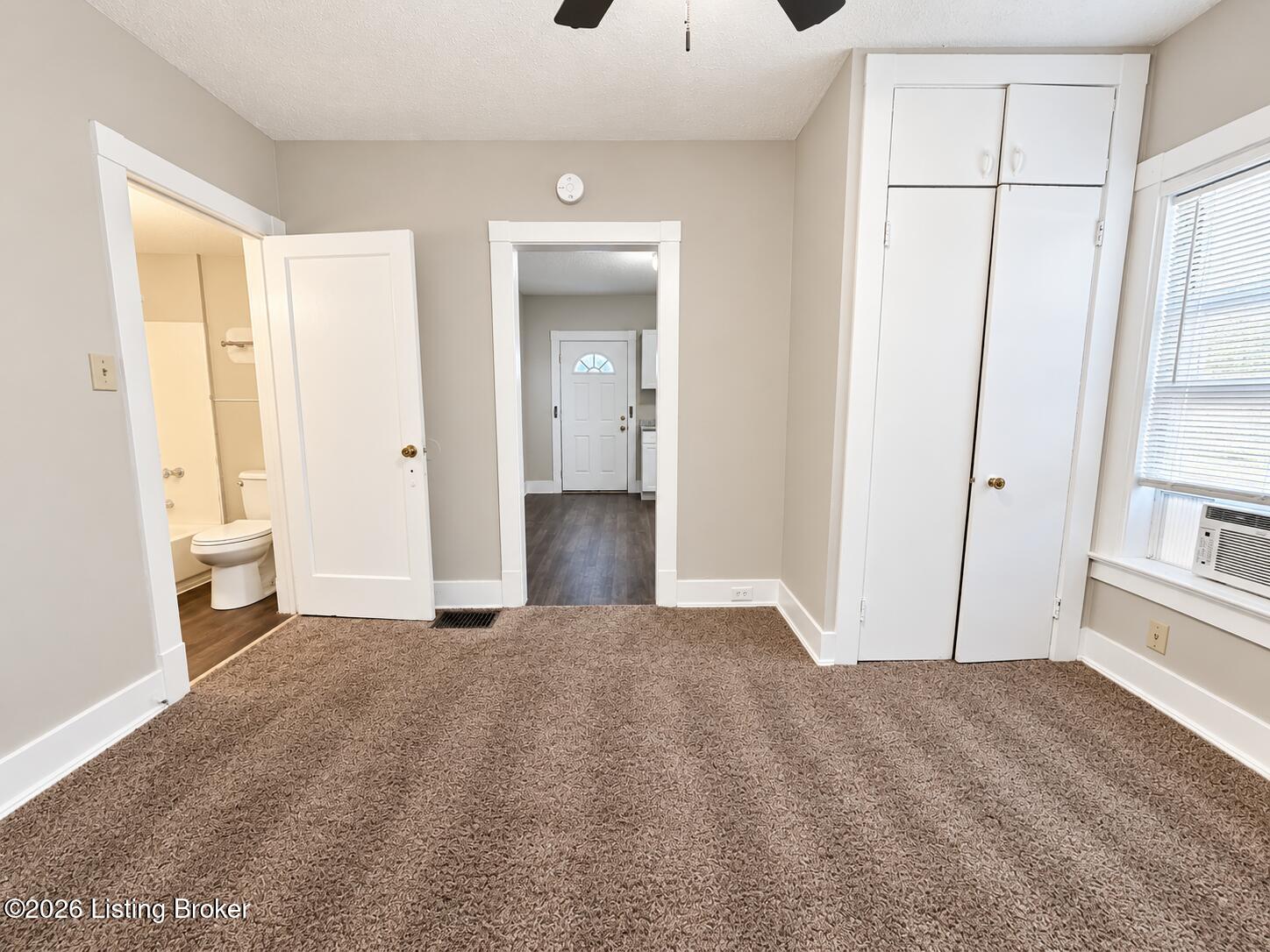1836 Algonquin Pkwy 1 Property Photo 2