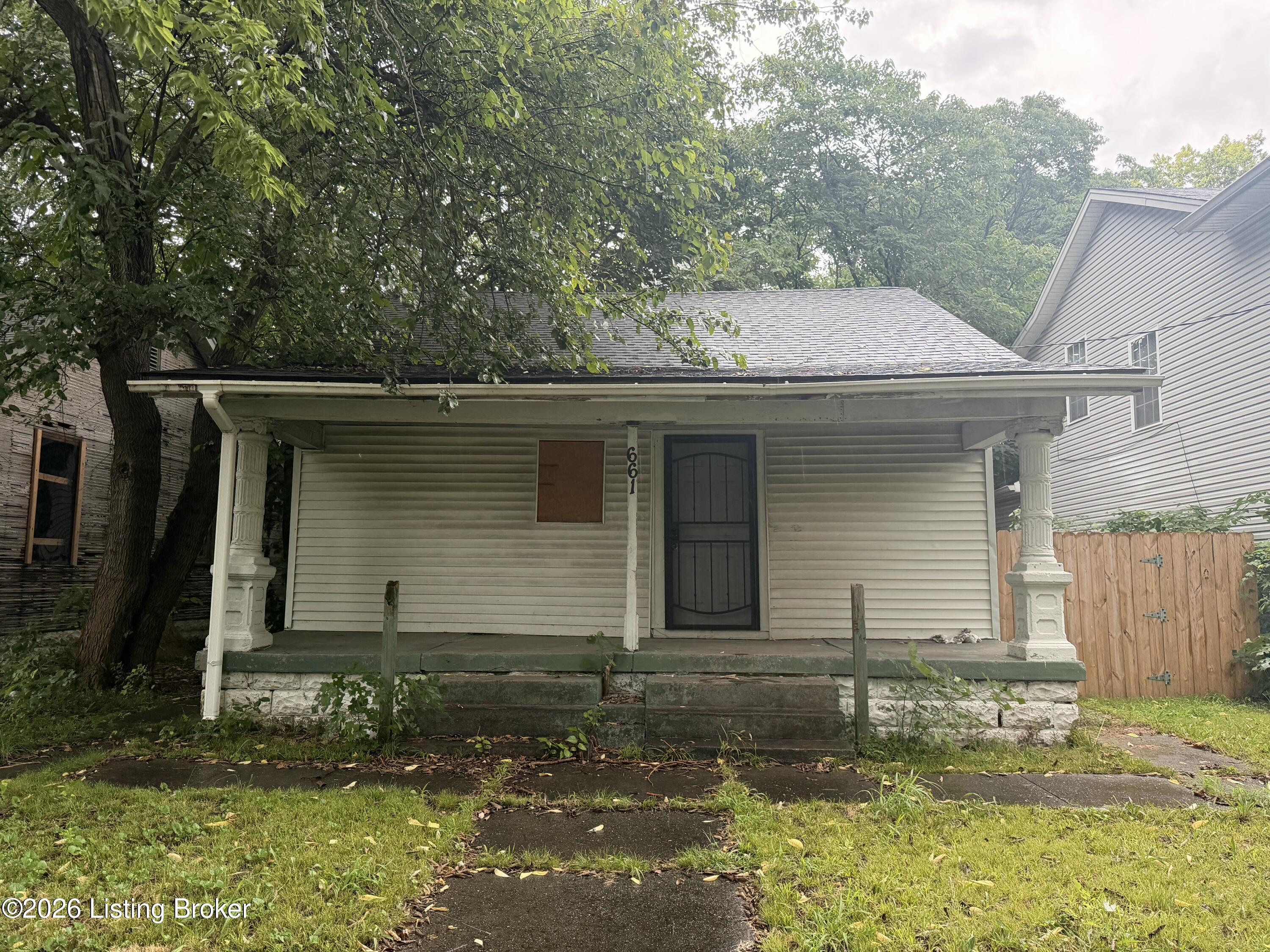 661 Hecks Ln Property Photo 1