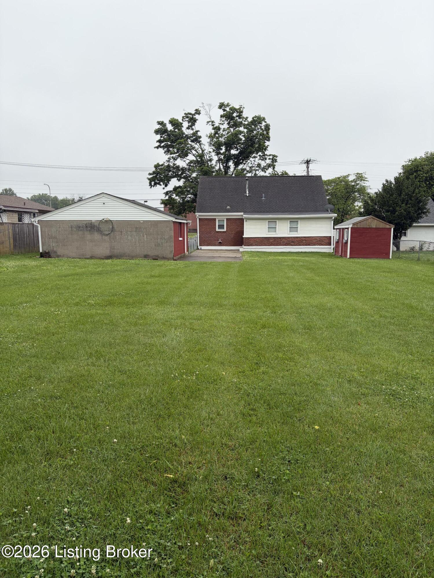 3403 Lees Ln Property Photo 2