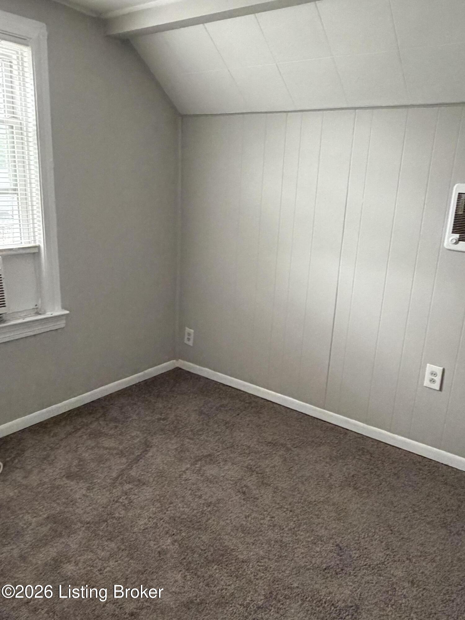 3403 Lees Ln Property Photo 7