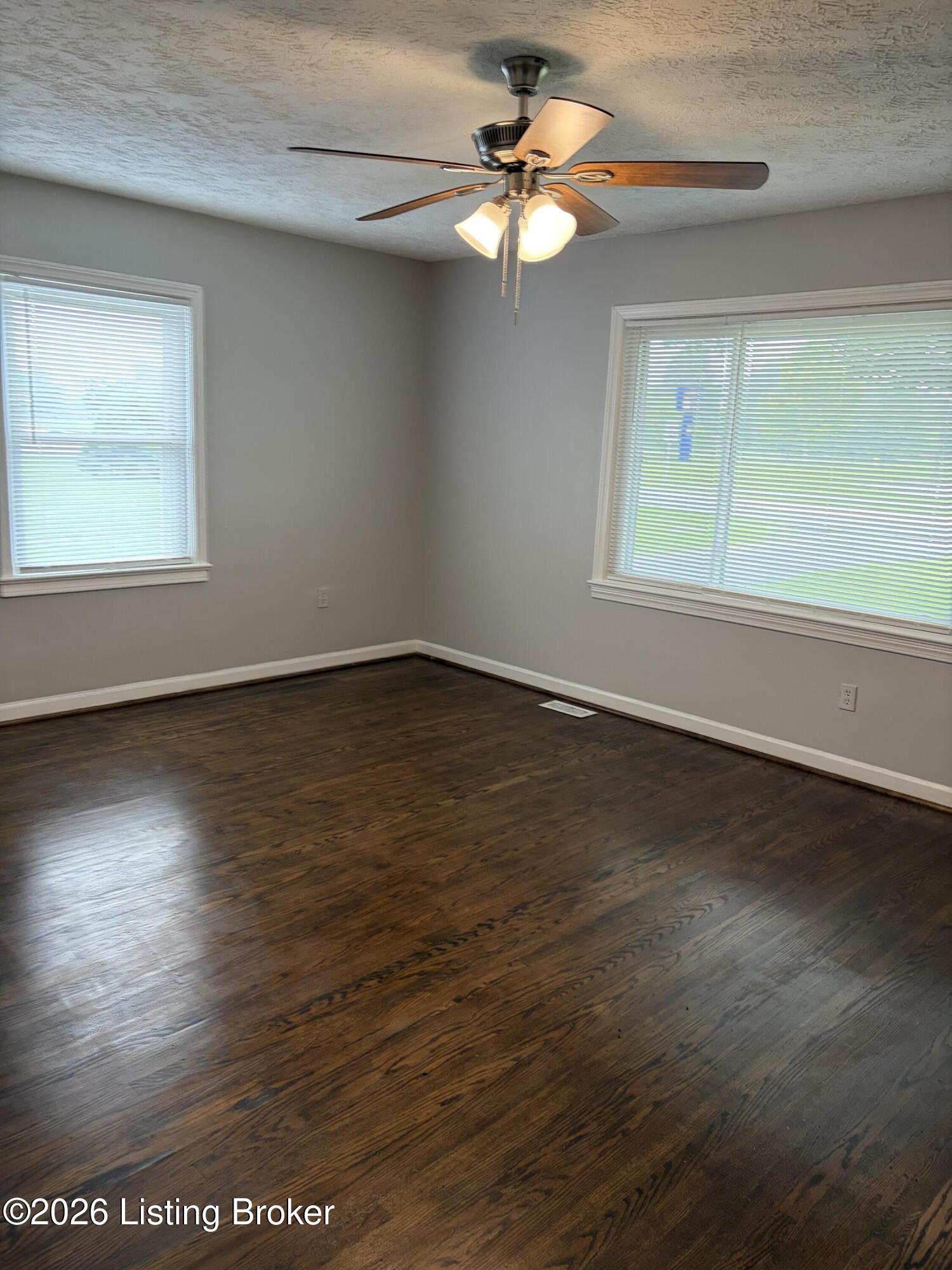 3403 Lees Ln Property Photo 9