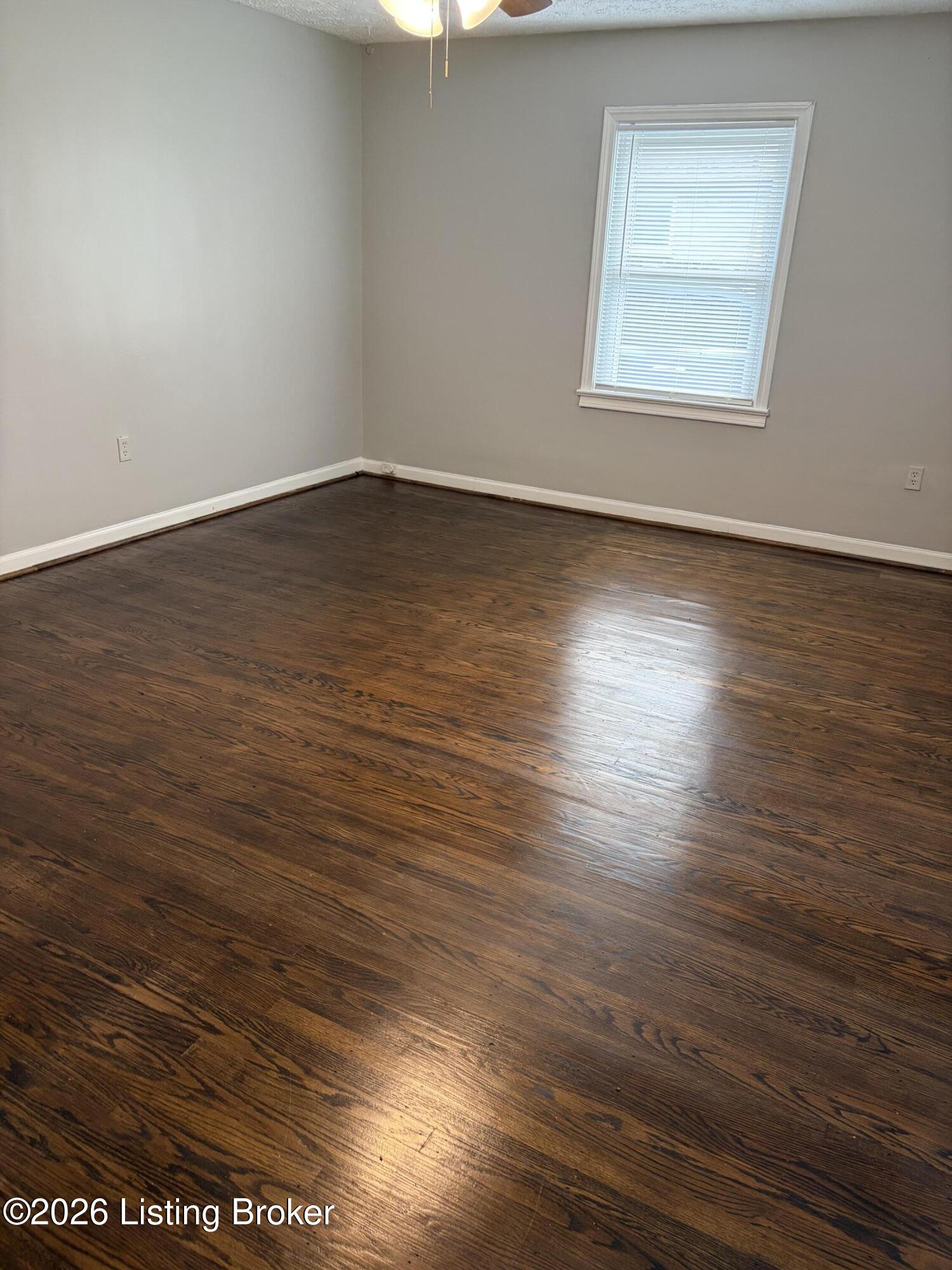 3403 Lees Ln Property Photo 10