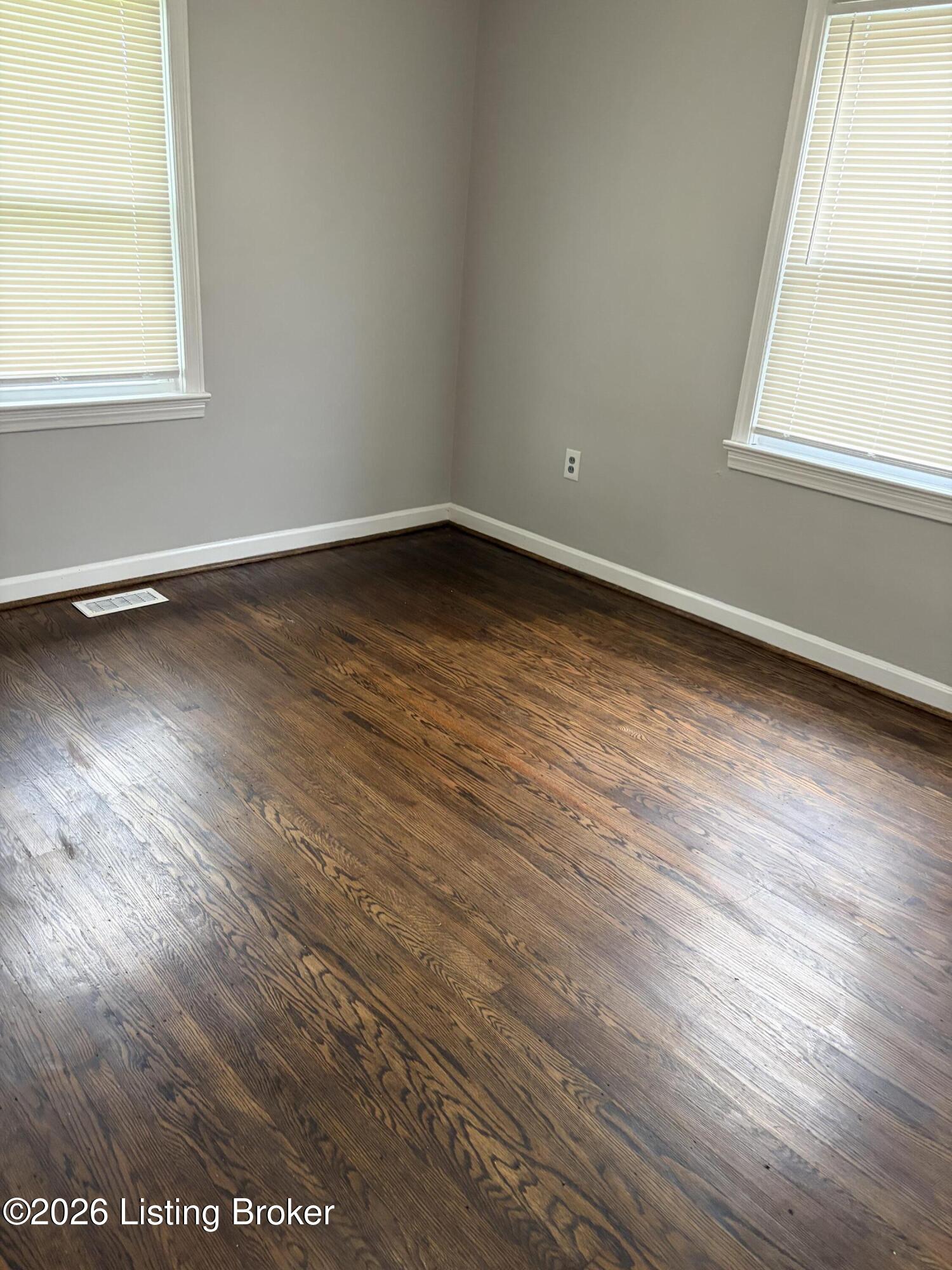 3403 Lees Ln Property Photo 11