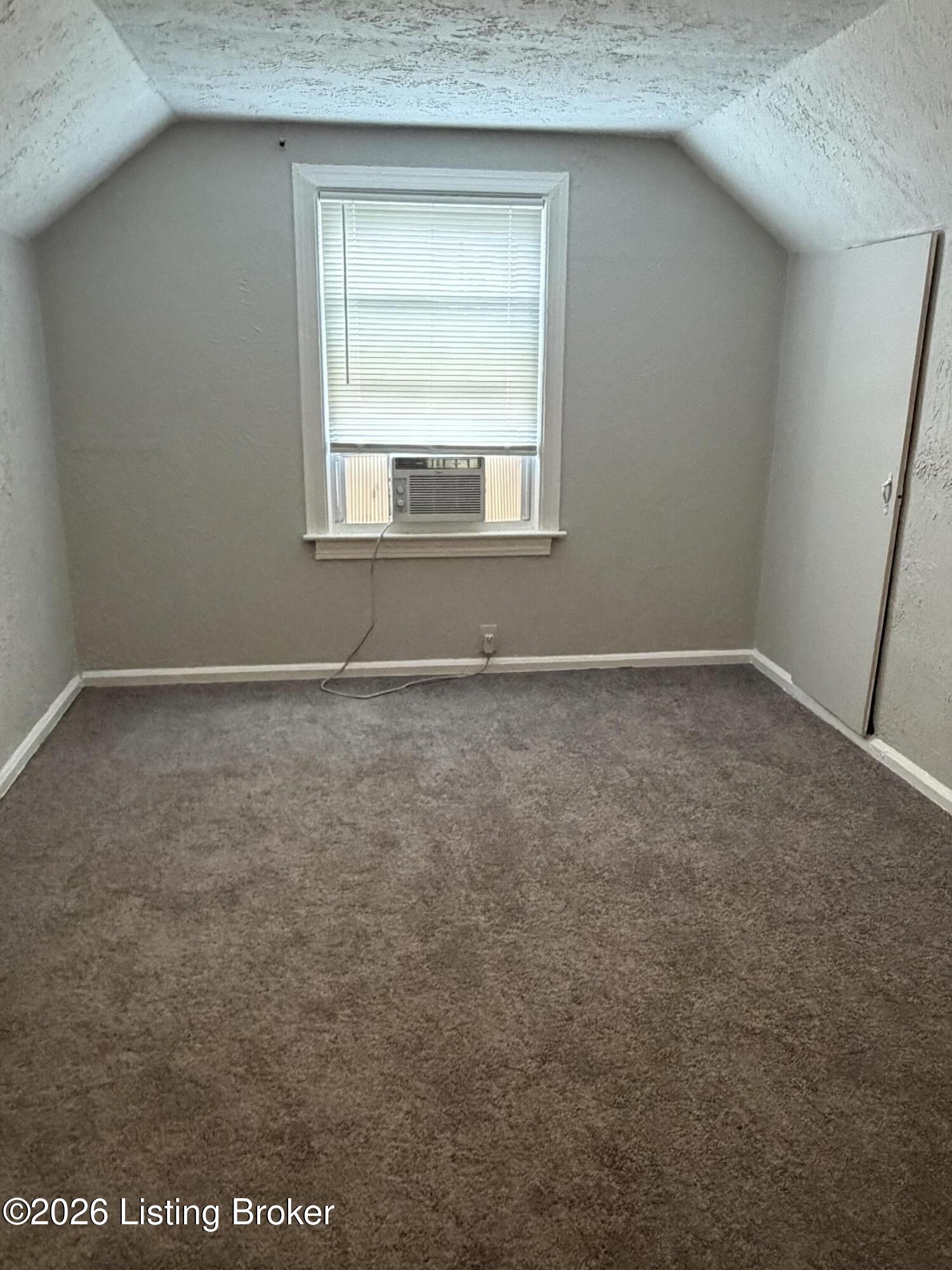 3403 Lees Ln Property Photo 15