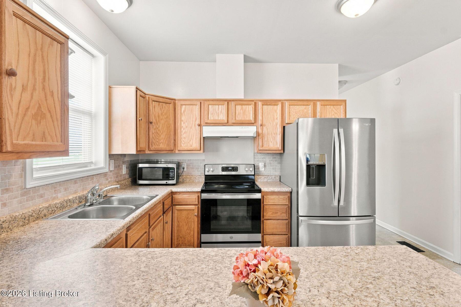 13520 Park Springs Ln Property Photo 6