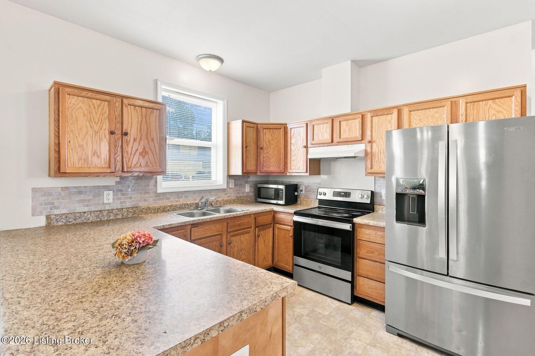 13520 Park Springs Ln Property Photo 8