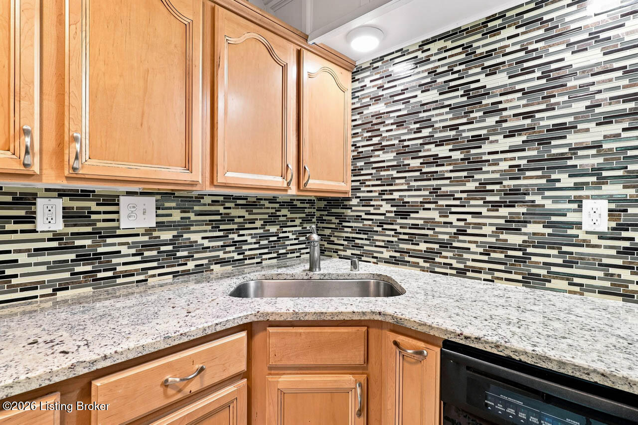 12800 Ledges Dr Property Photo 53