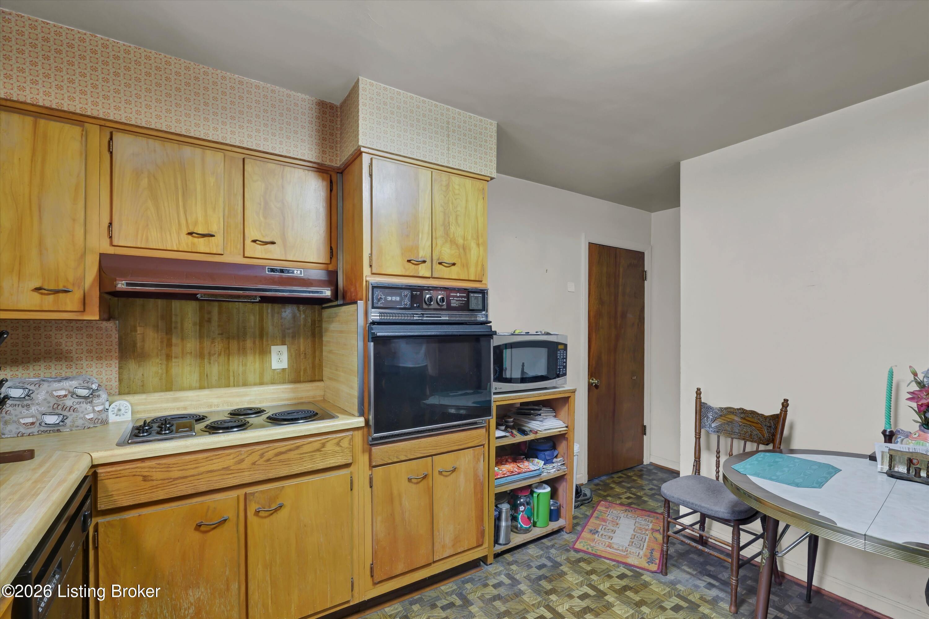 1903 Wesley Ave Property Photo 10