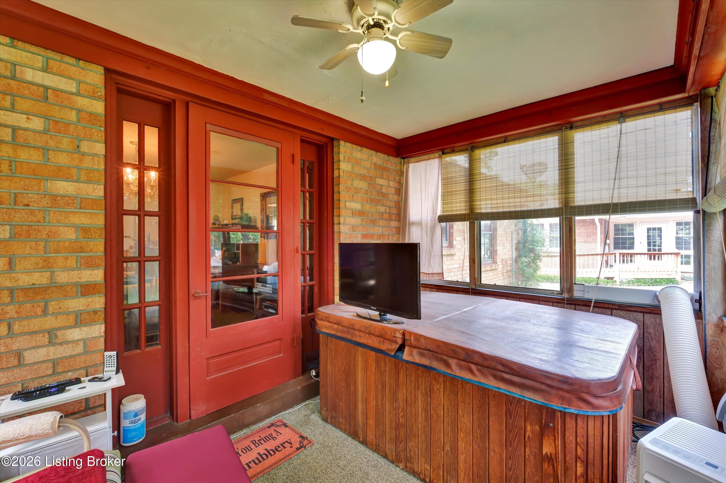 1903 Wesley Ave Property Photo 20