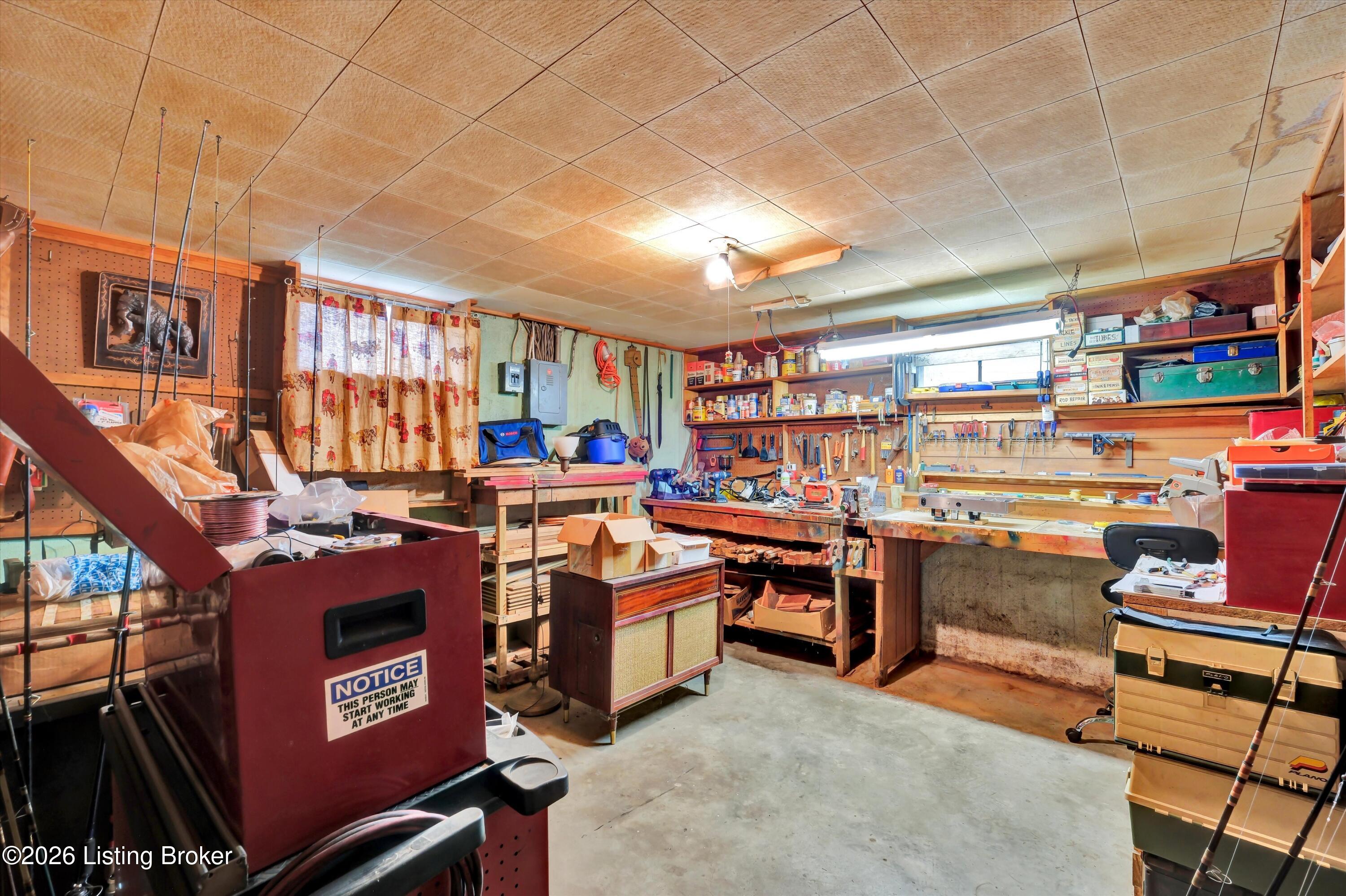1903 Wesley Ave Property Photo 25