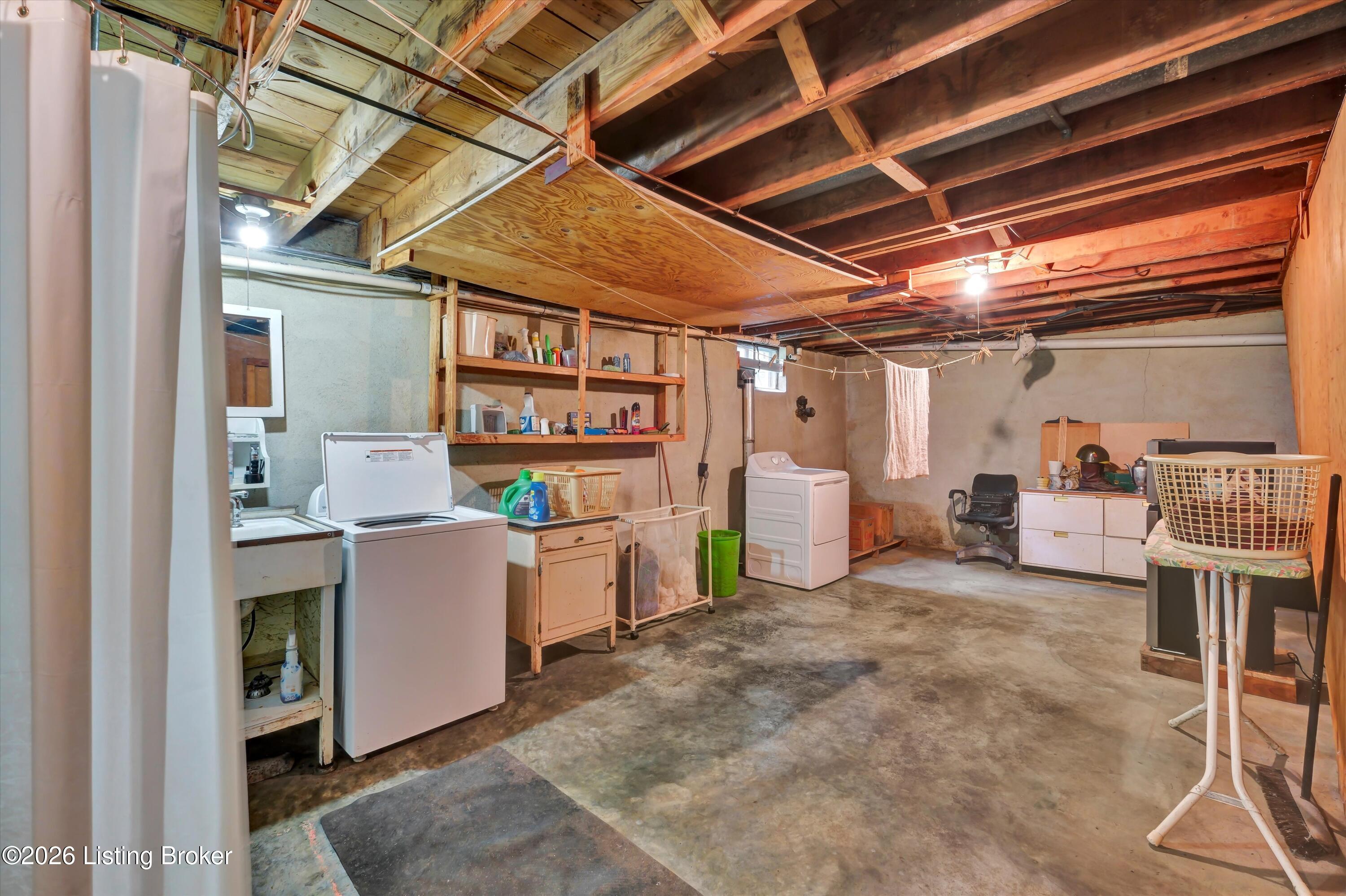 1903 Wesley Ave Property Photo 26