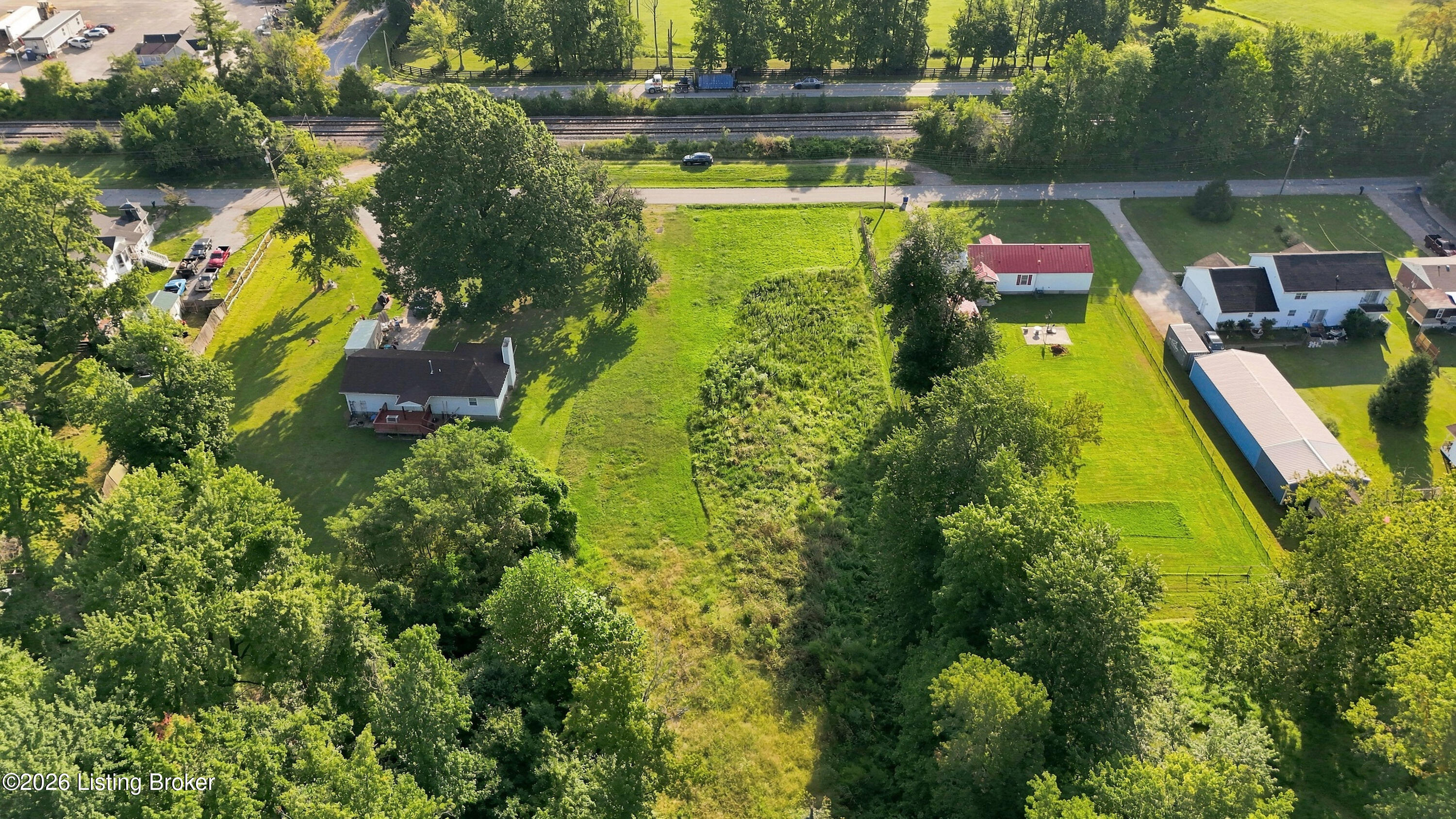 9612 Farmers Ln Property Photo 8
