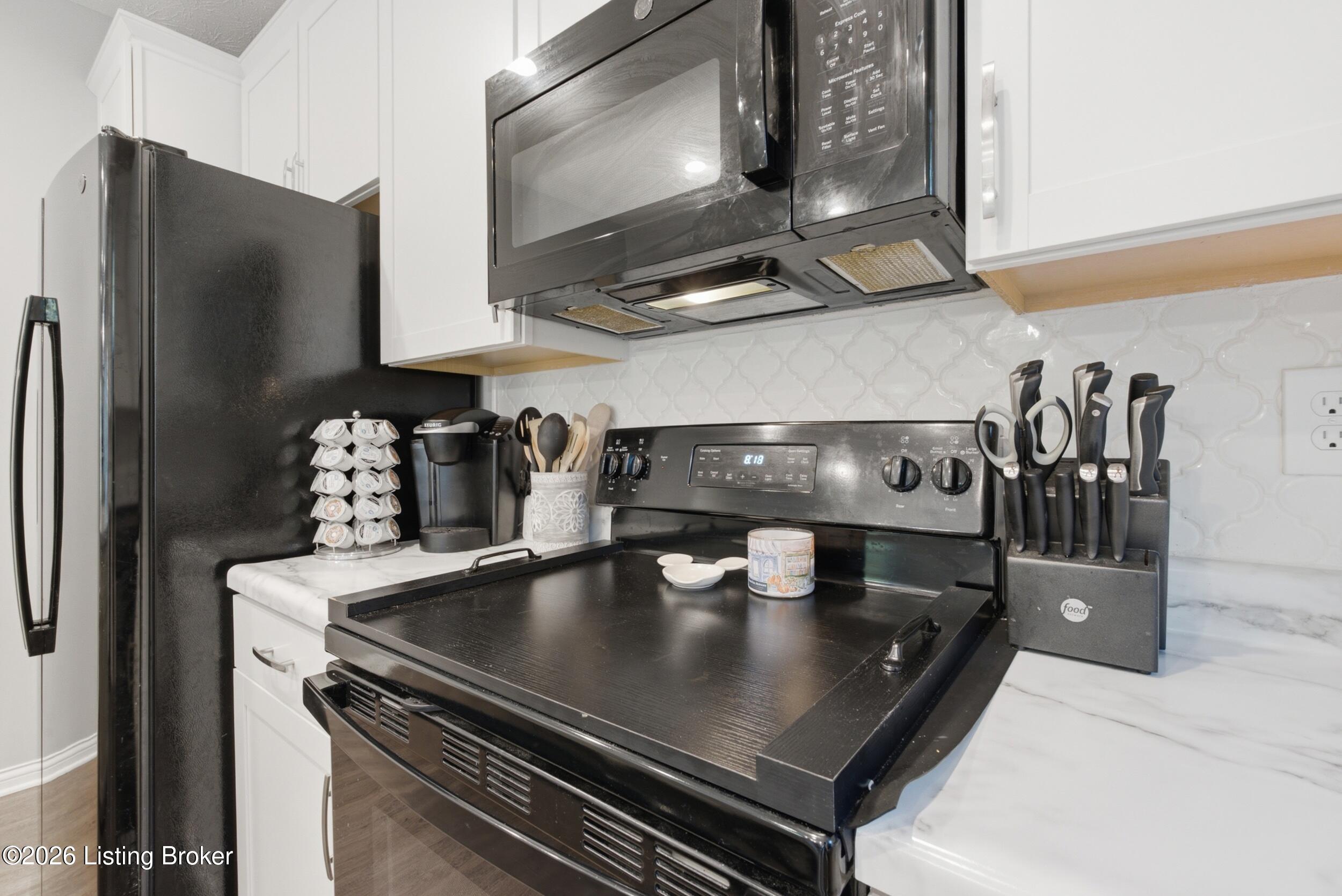6002 Ledgerock Cove Pl Property Photo 16
