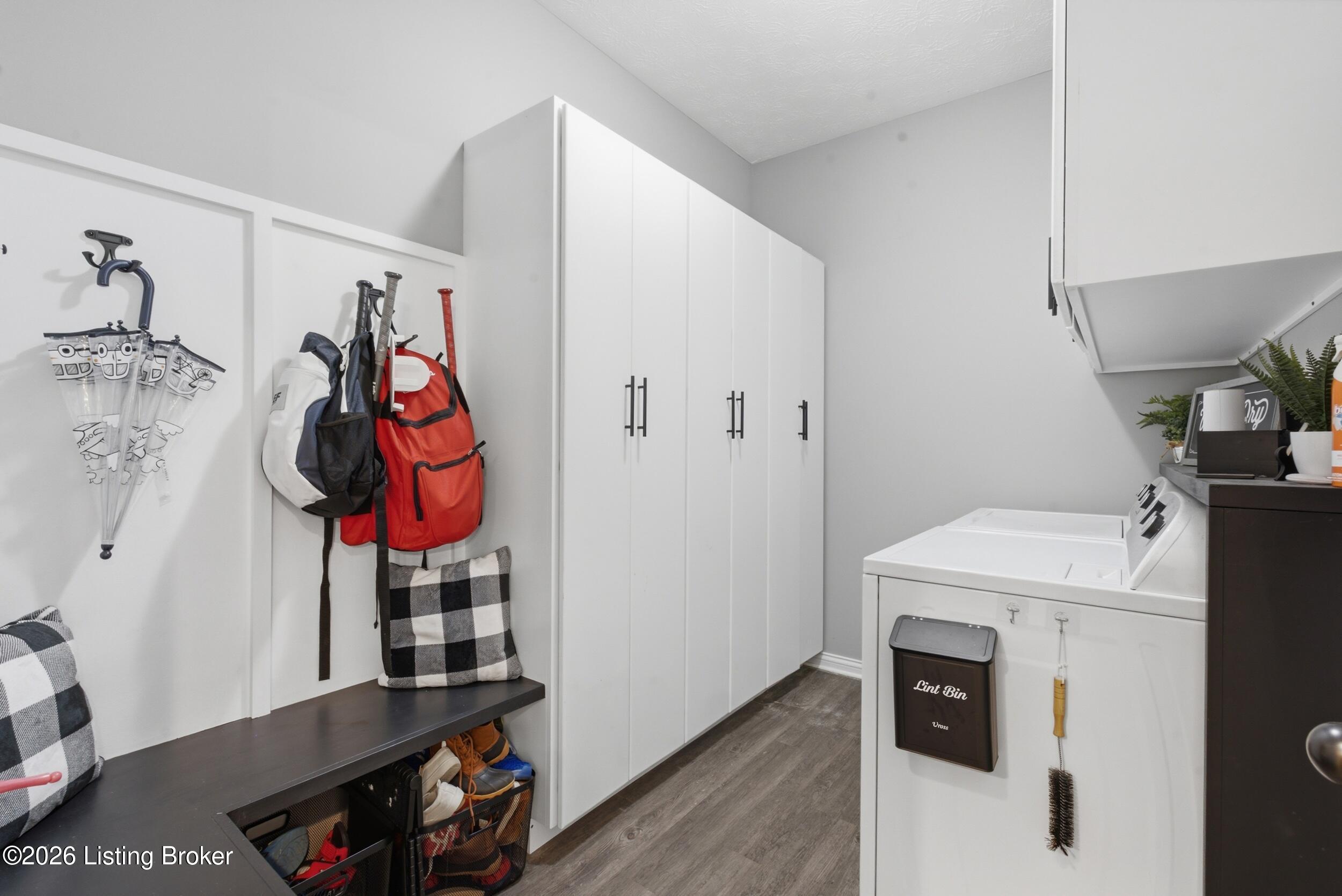 6002 Ledgerock Cove Pl Property Photo 18