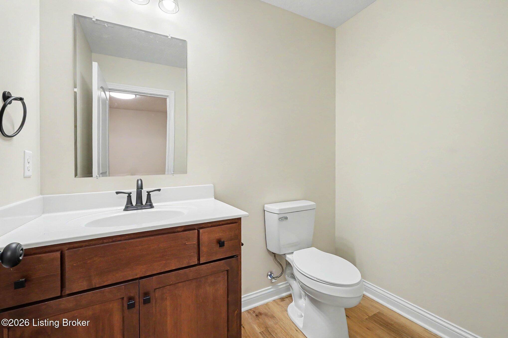 140 Blakenrod Blvd E Property Photo 14