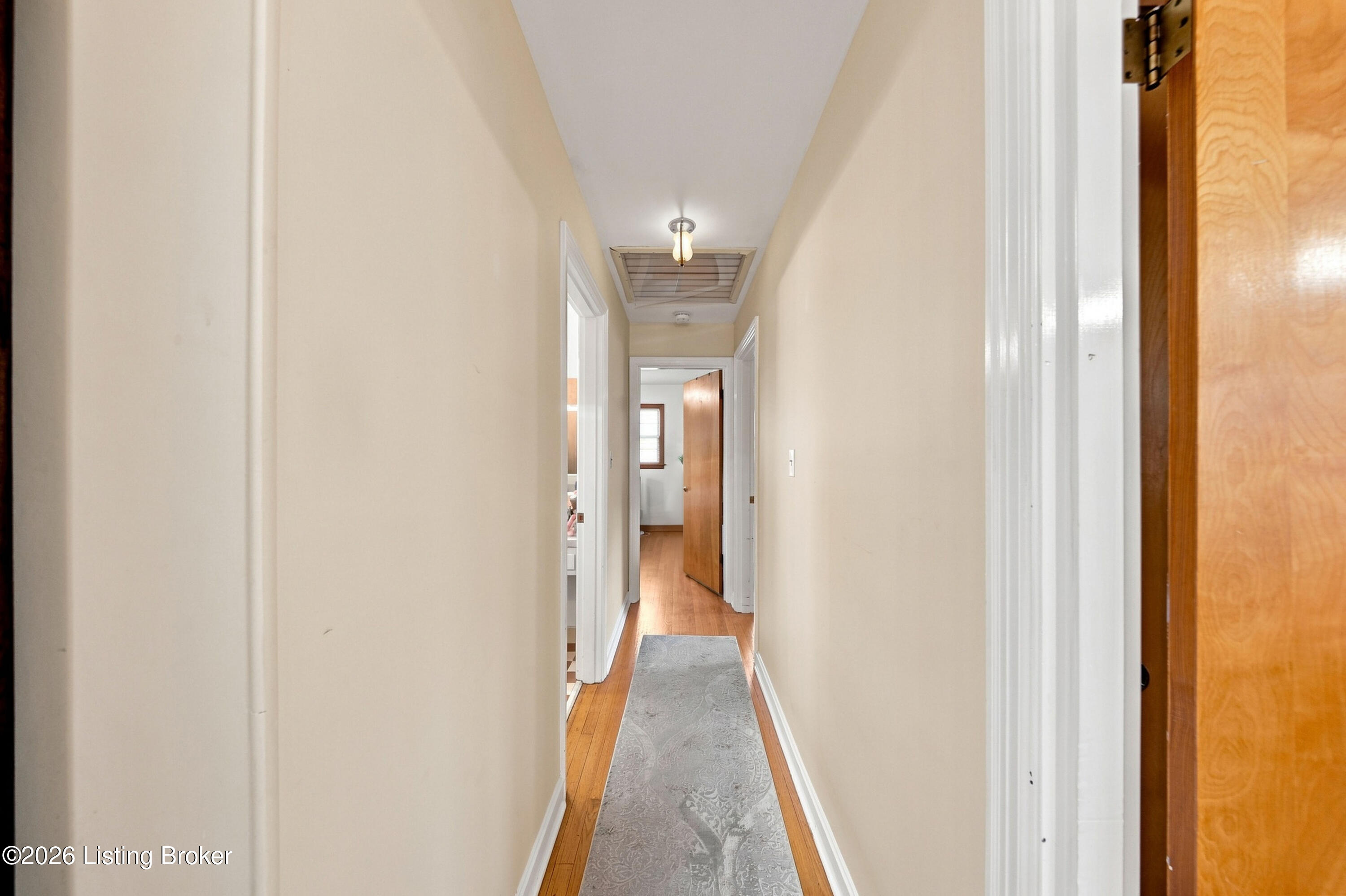 9007 Haviland Ave Property Photo 17