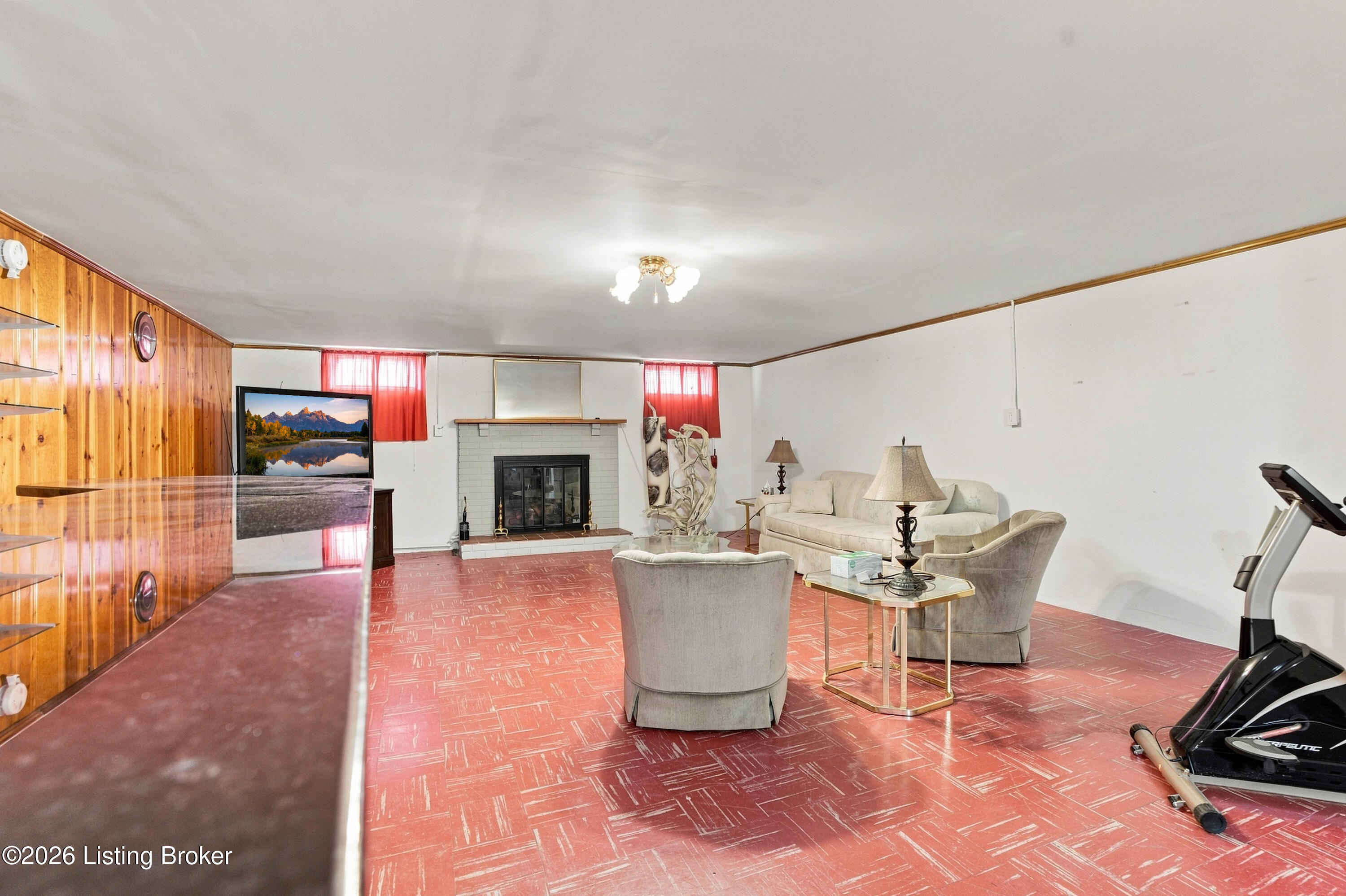 9007 Haviland Ave Property Photo 30