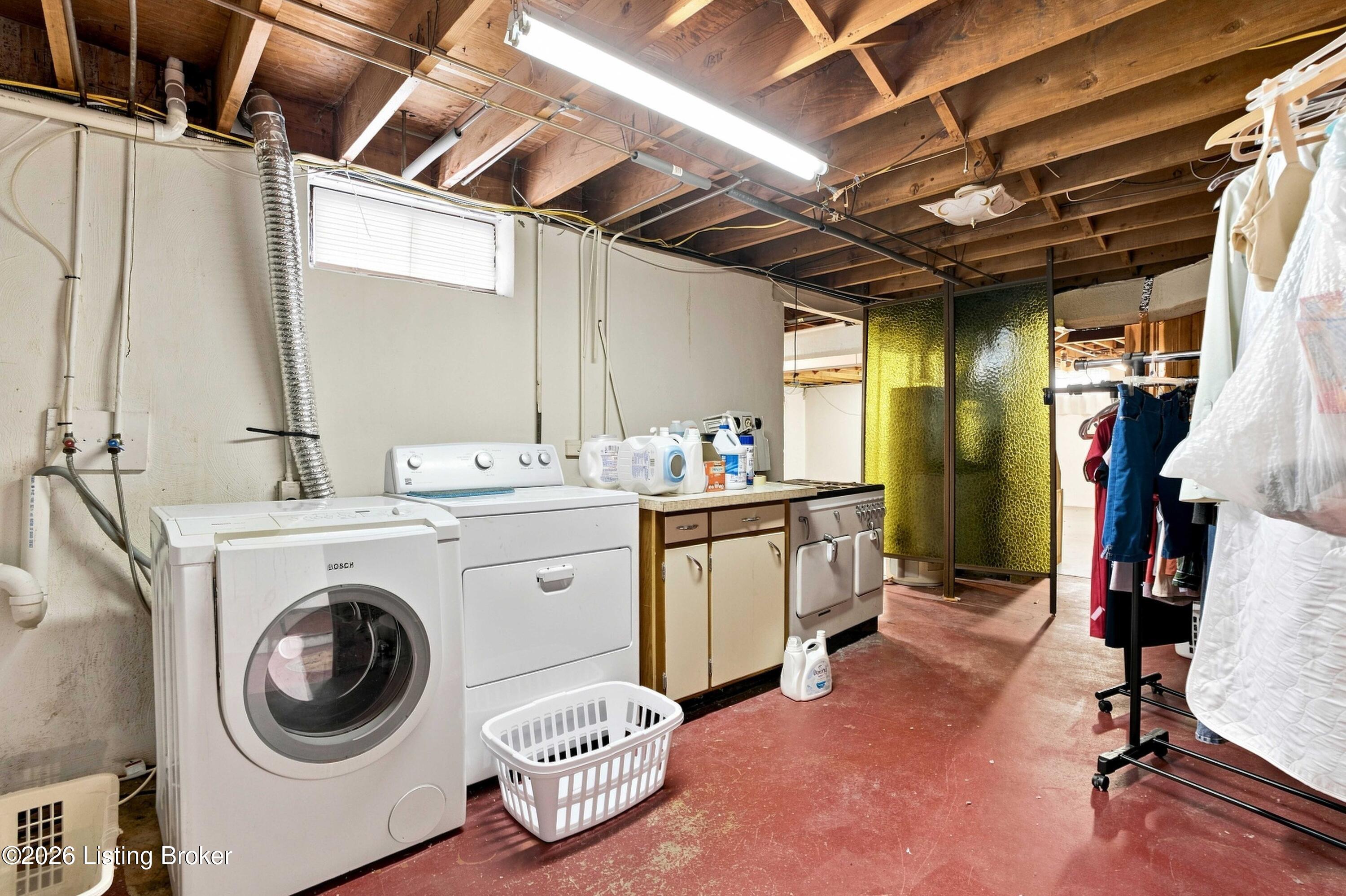 9007 Haviland Ave Property Photo 31