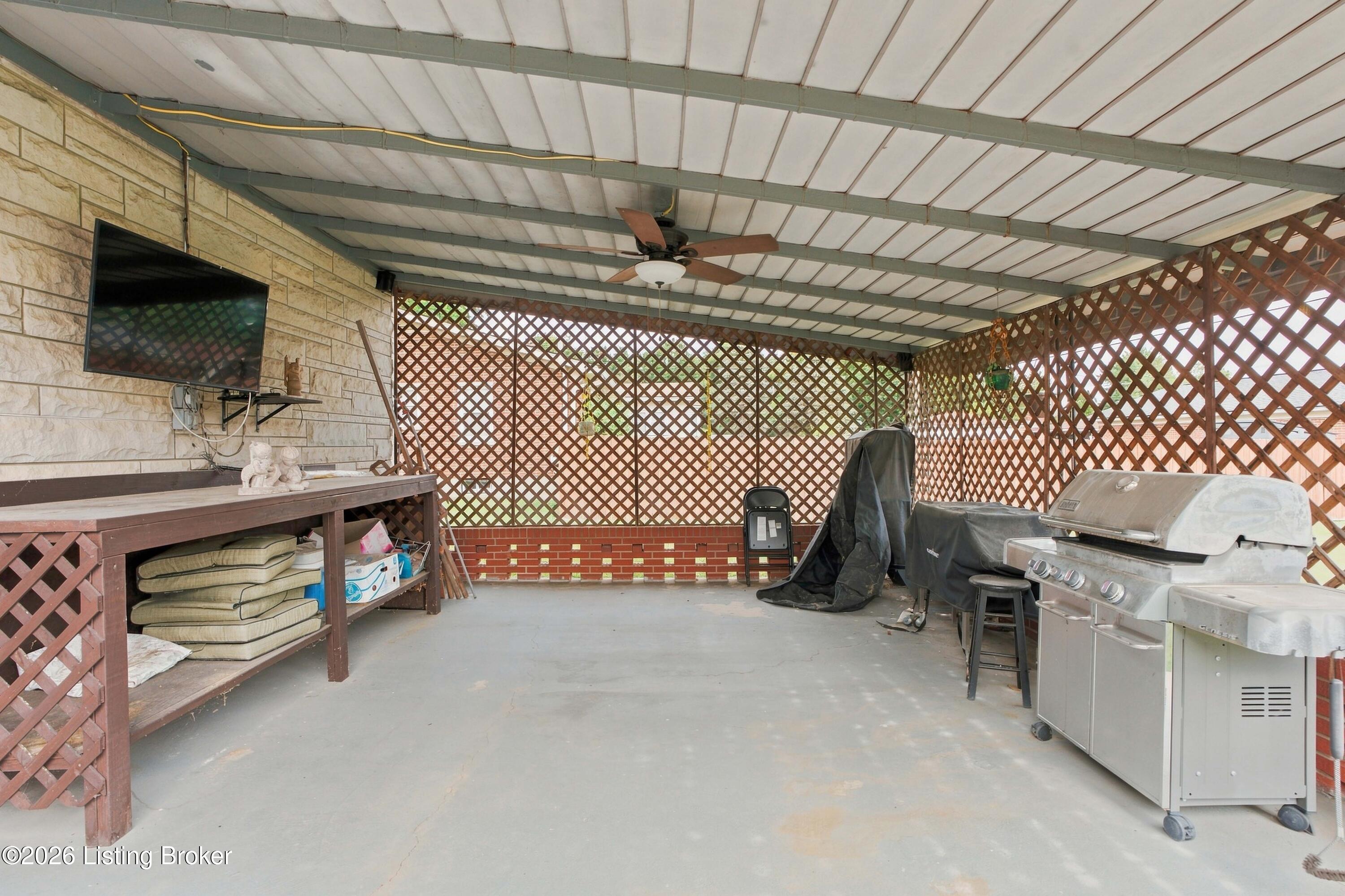 9007 Haviland Ave Property Photo 35