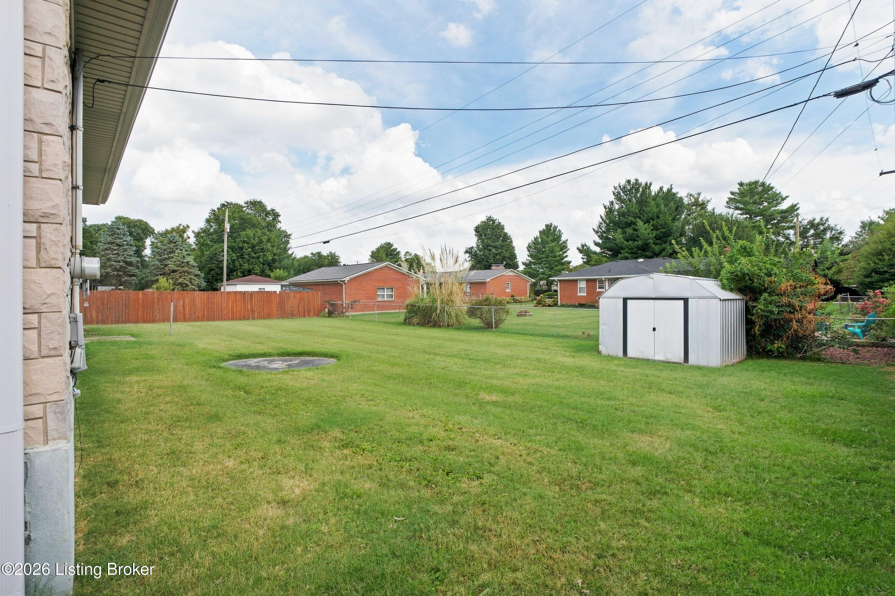 9007 Haviland Ave Property Photo 37