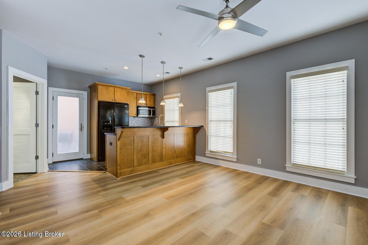 10606 Norton Commons Blvd Property Photo 2