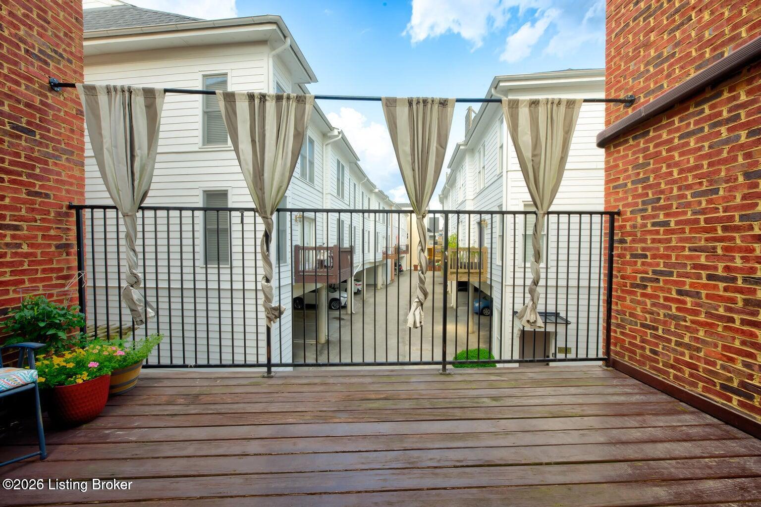 10606 Norton Commons Blvd Property Photo 8