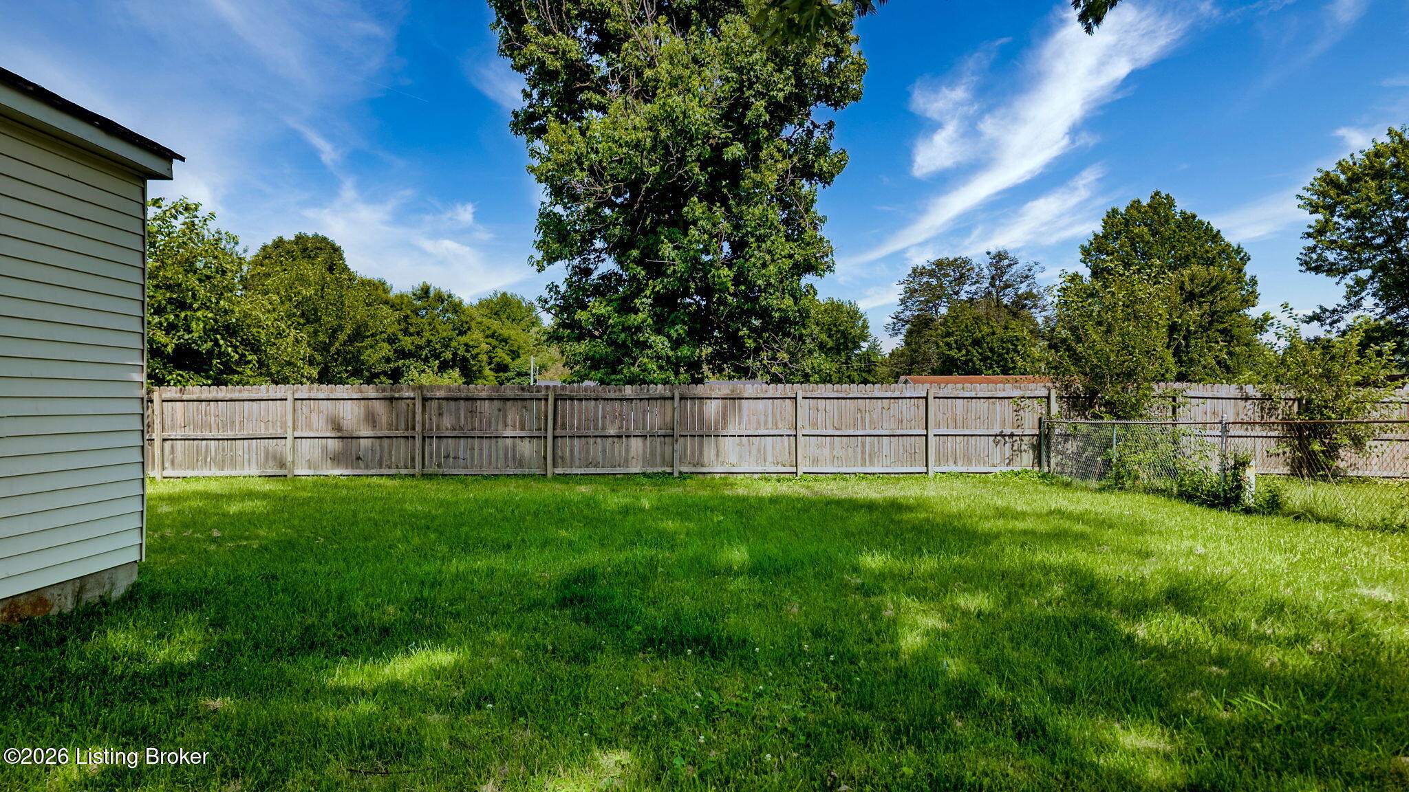 7903 Grenelle Dr Property Photo 23