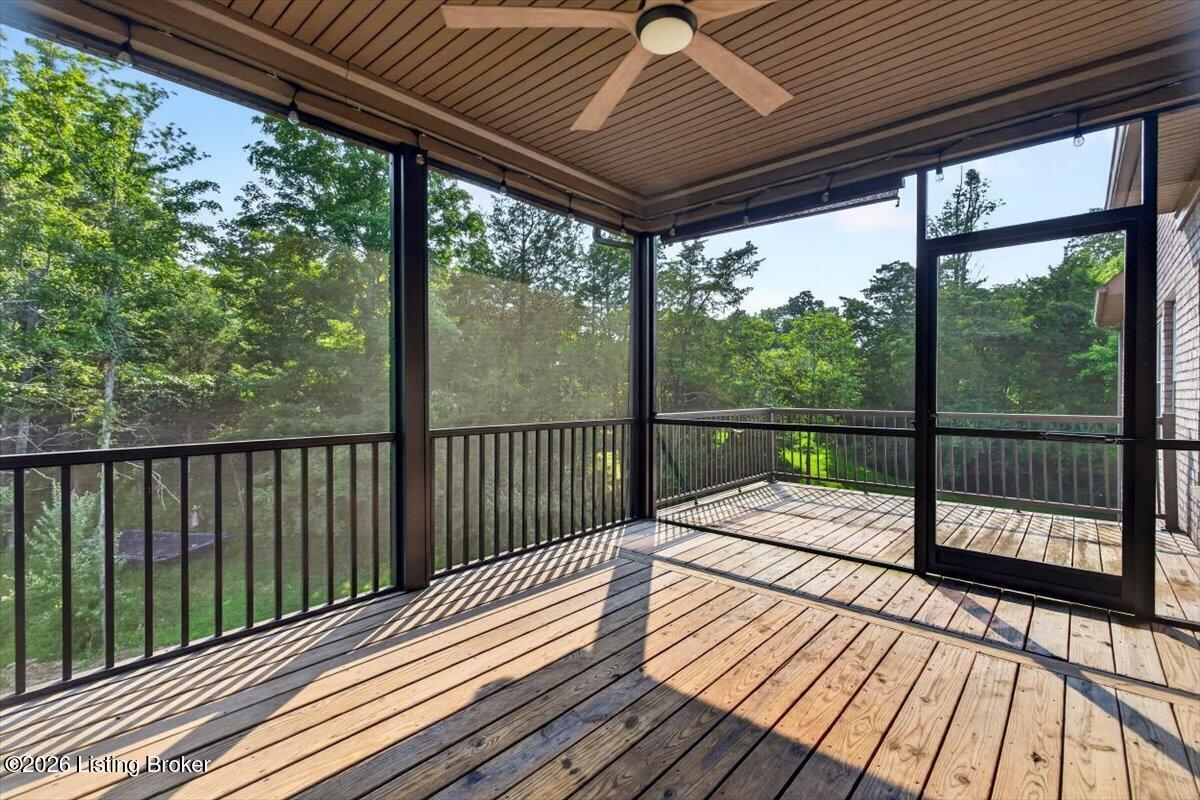 2004 Oakshade Ct Property Photo 5