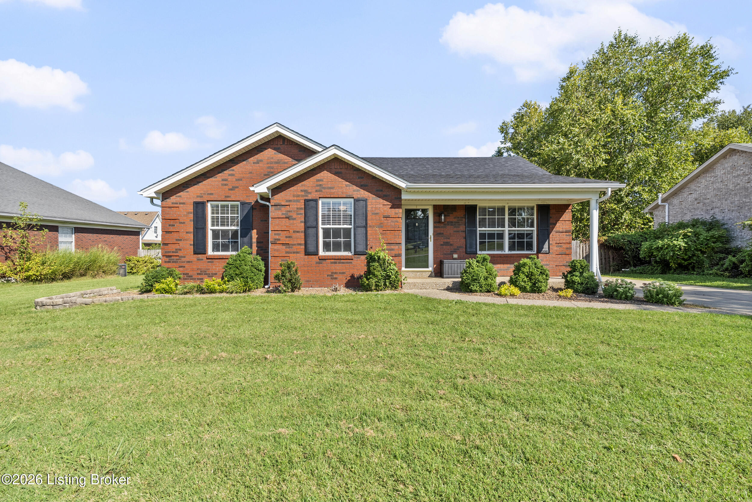168 Fern Way Property Photo 1