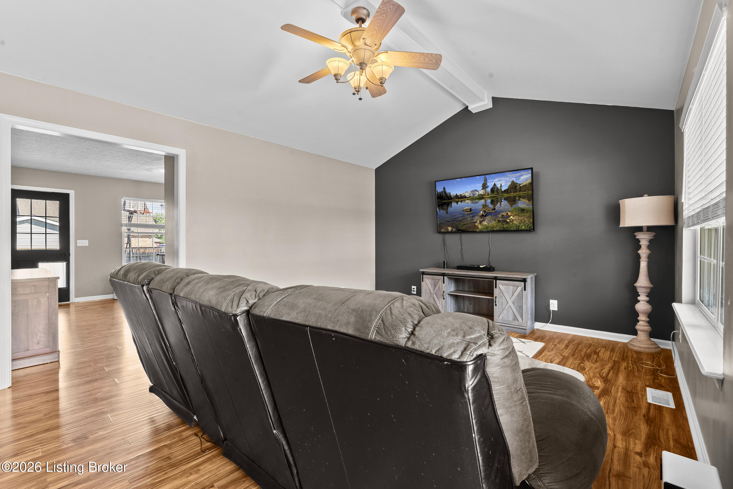 168 Fern Way Property Photo 2