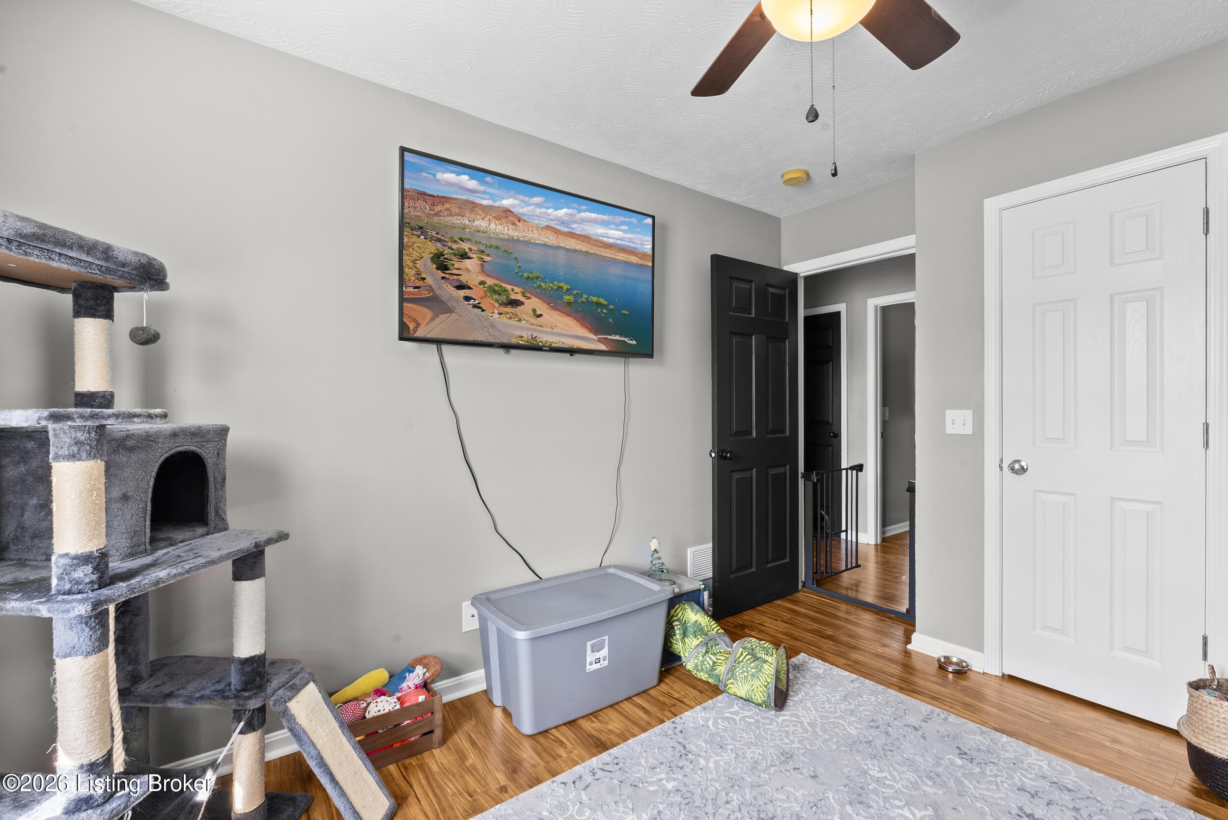 168 Fern Way Property Photo 12