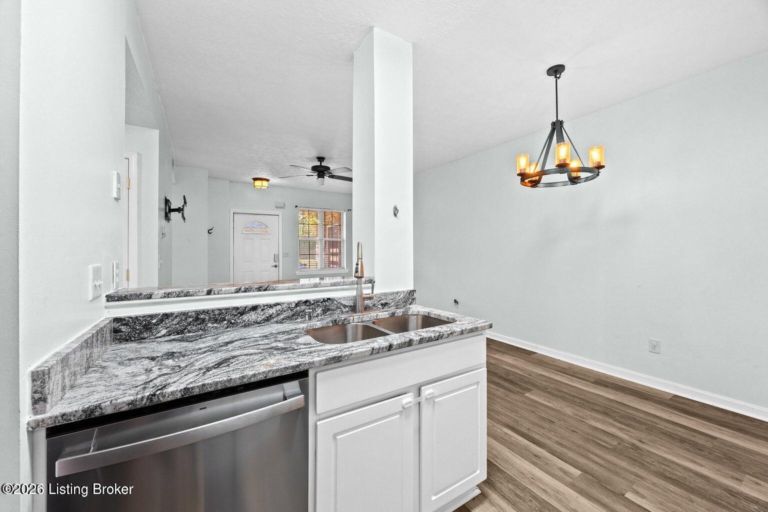 13202 Prospect Glen Way Property Photo 9