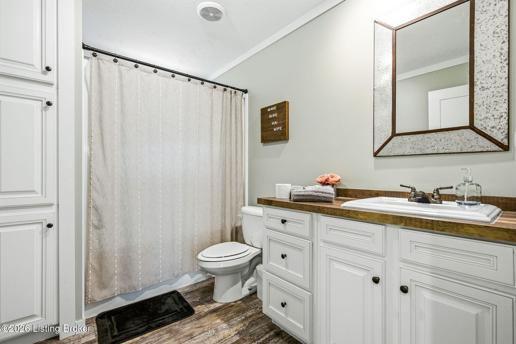 236 Lynwood Dr Property Photo 40