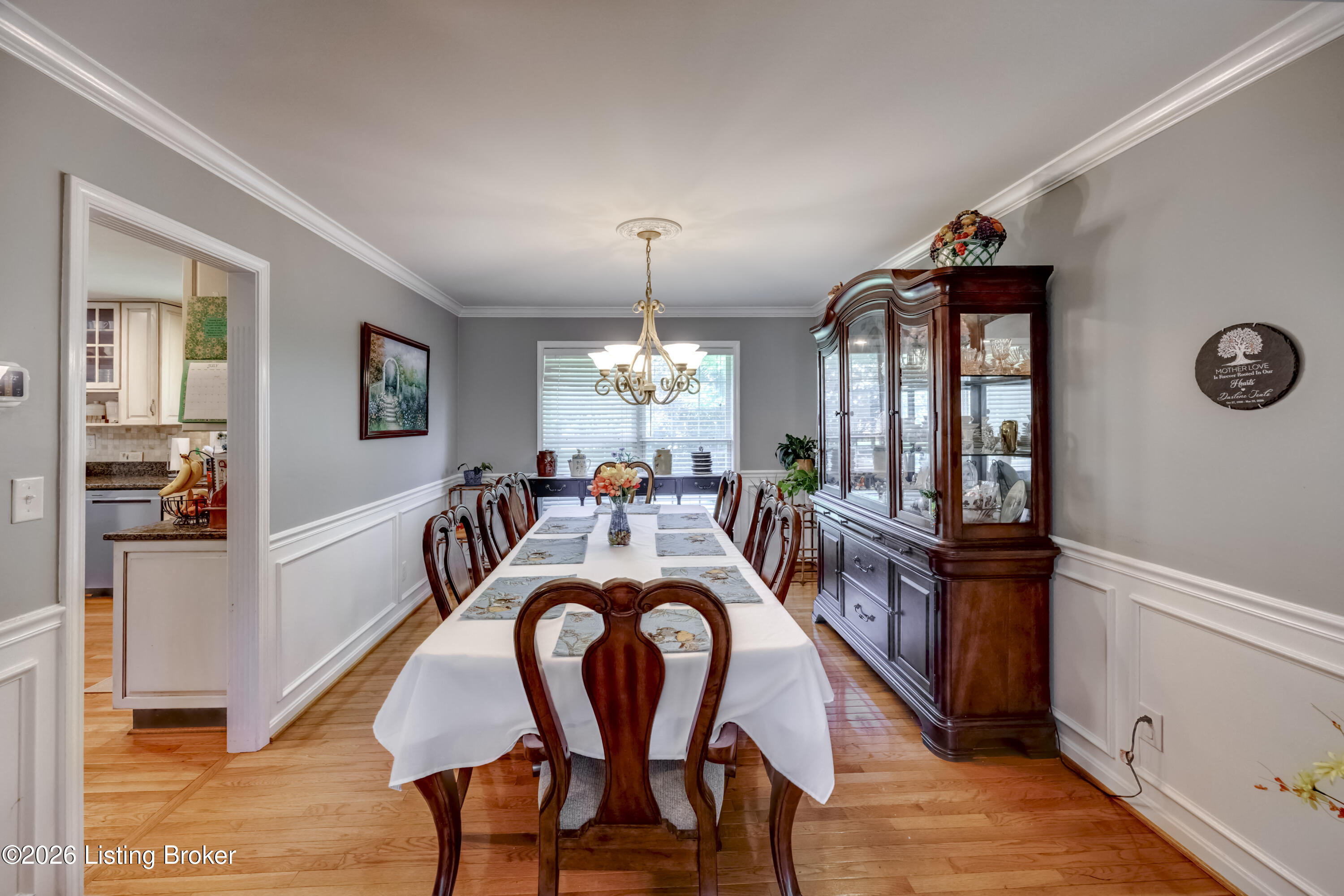 3904 Spring Valley Way Property Photo 14