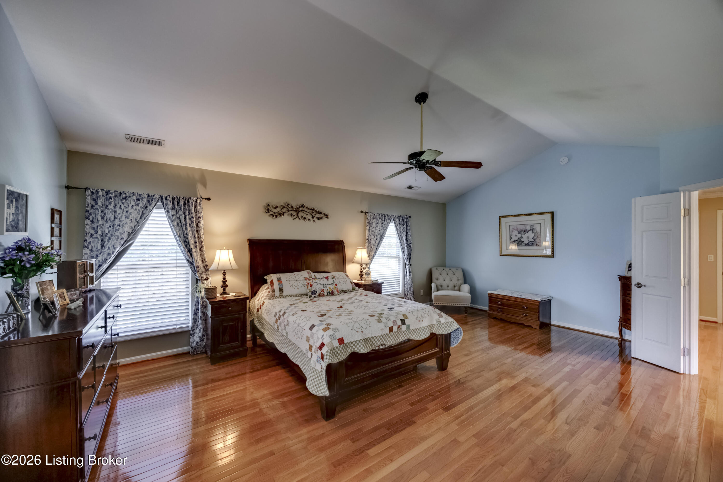 3904 Spring Valley Way Property Photo 20