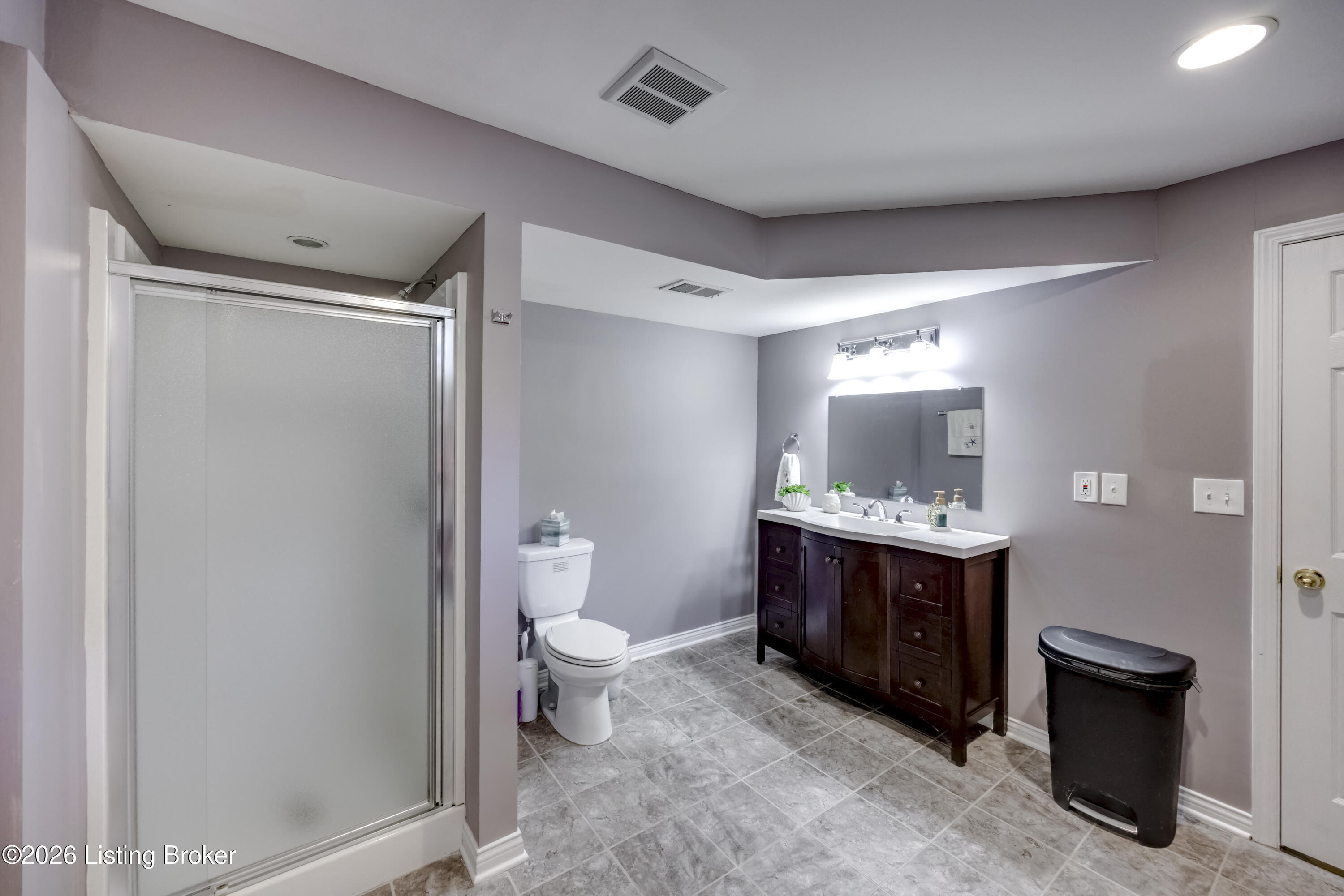 3904 Spring Valley Way Property Photo 36